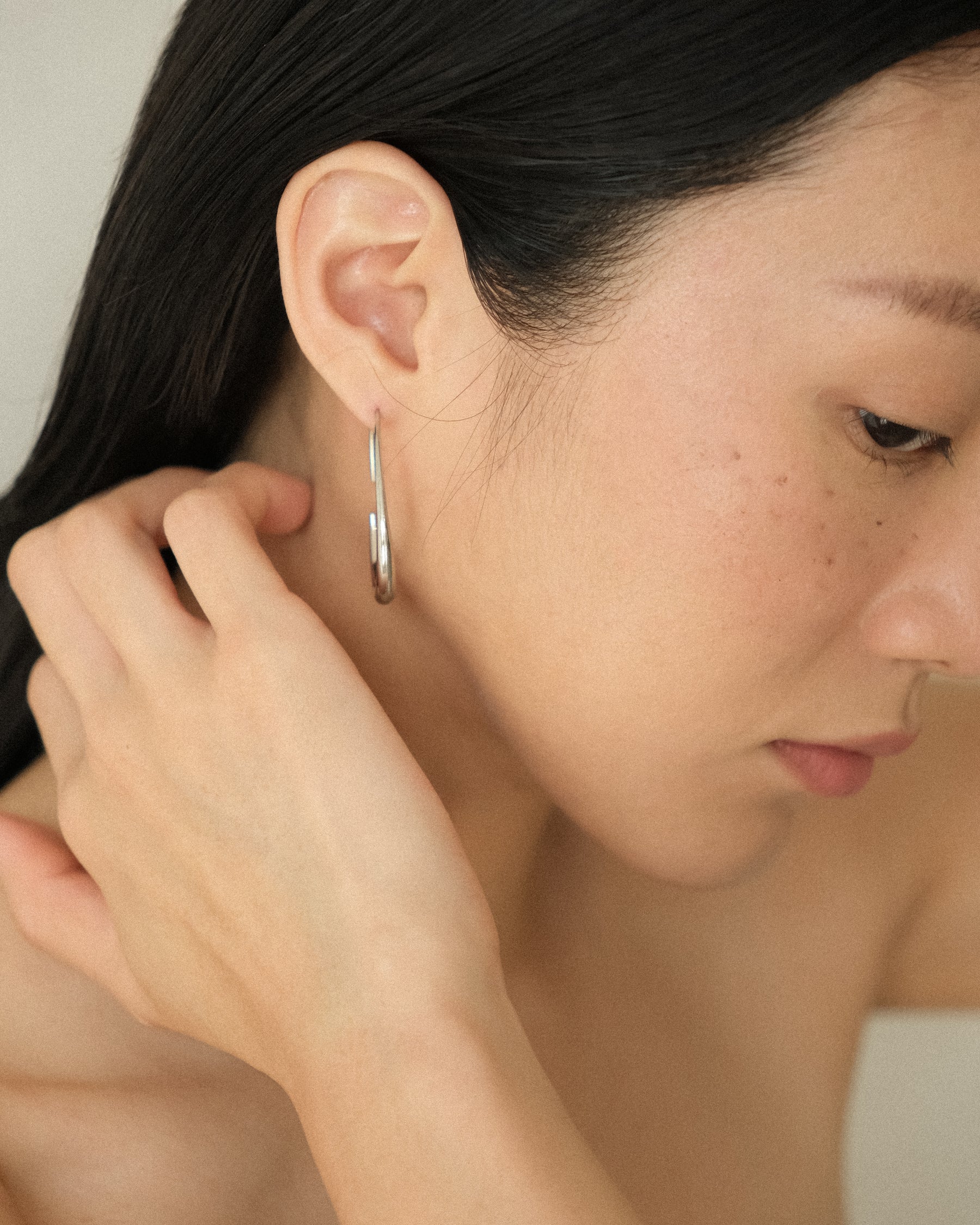 Eolan Pebble Hoop Earrings