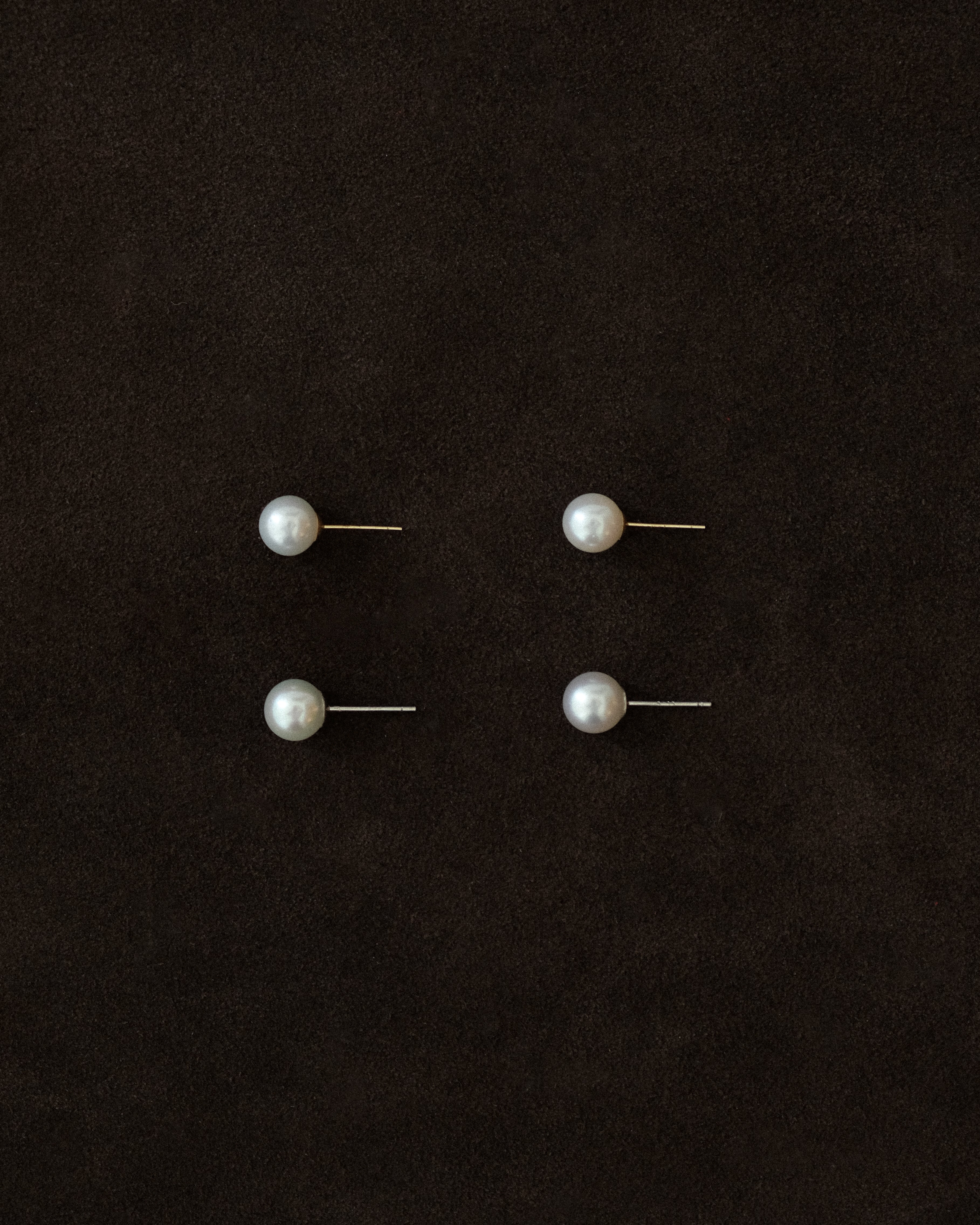 Anri Sea Water Pearl Stud Earrings