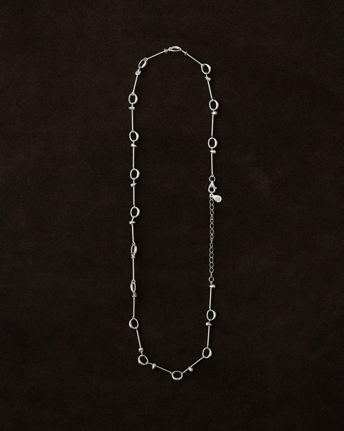 Parella Vine Bar Chain Necklace