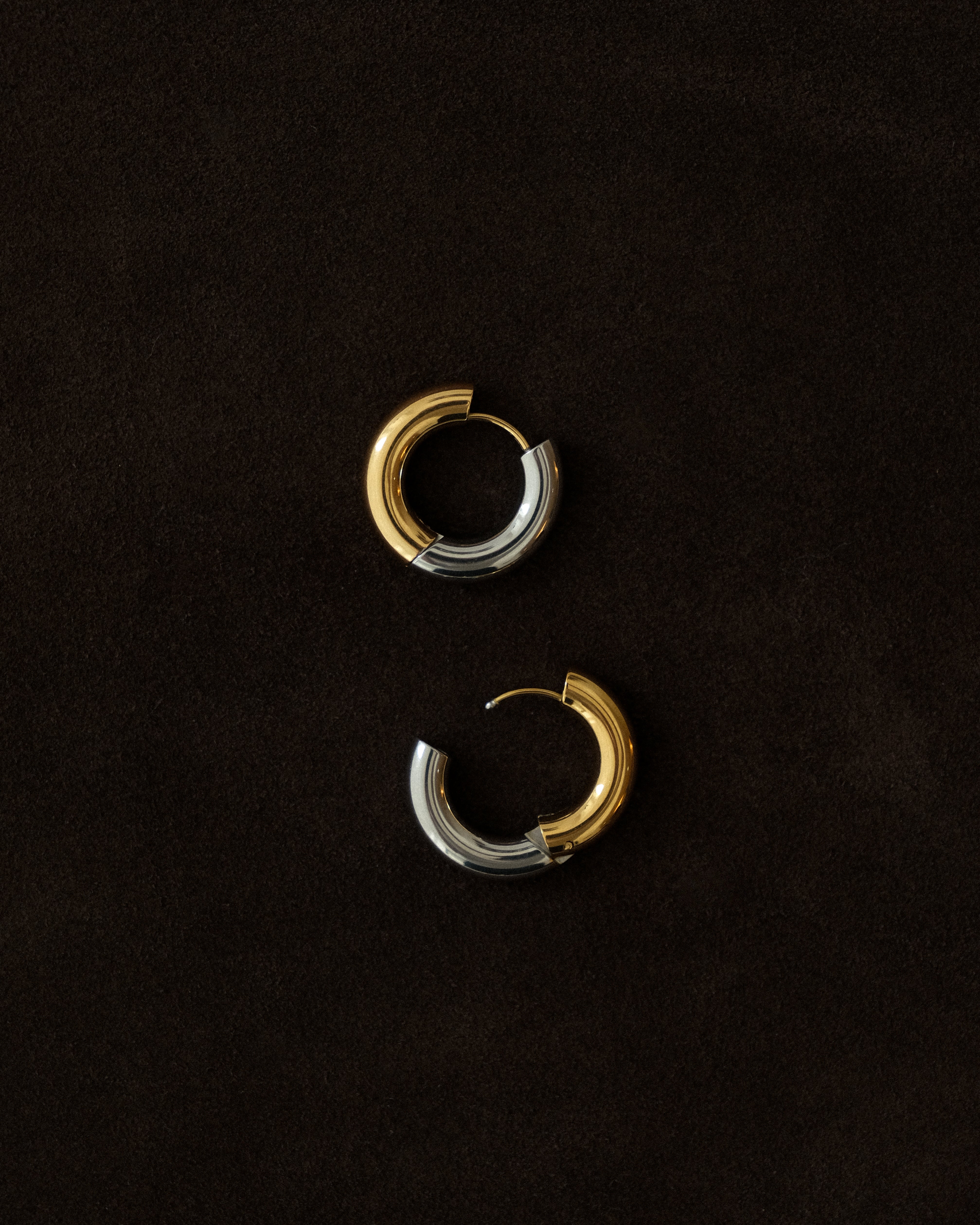 Ombé Contrast Pepper Hoop Earrings