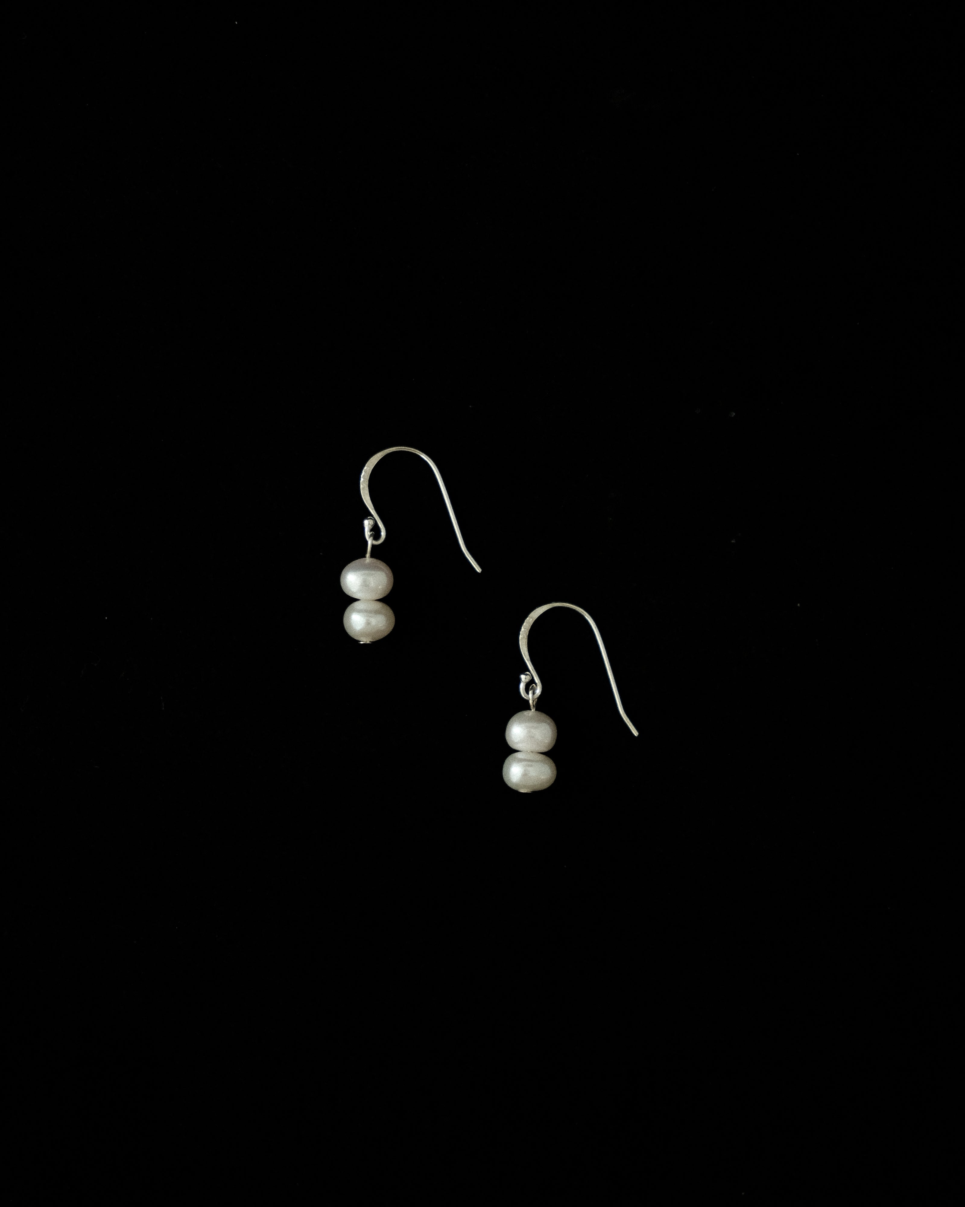 Phos Fresh Water Pearl Dangle Earrings