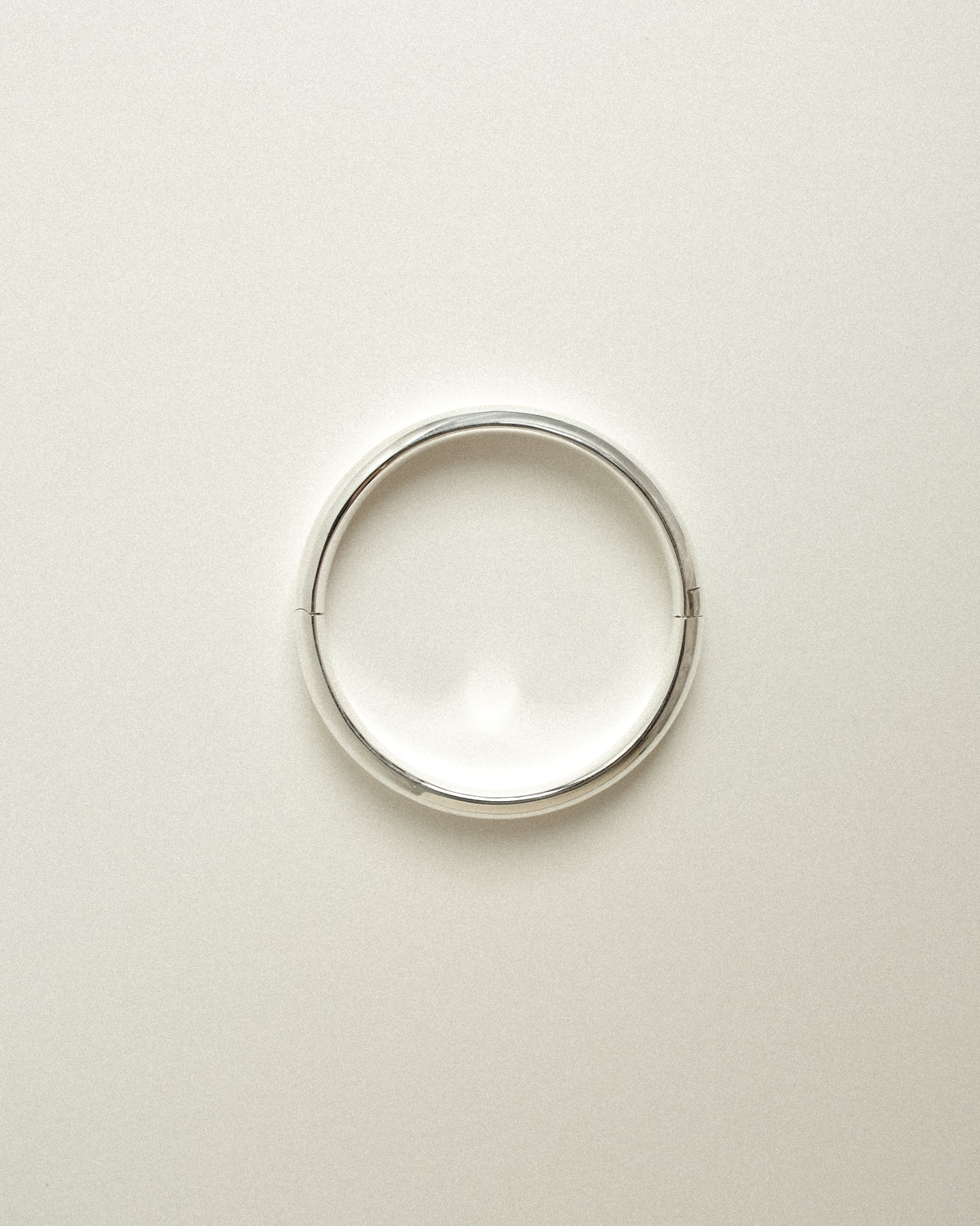 Classic Cigar Barbara Round Bangle