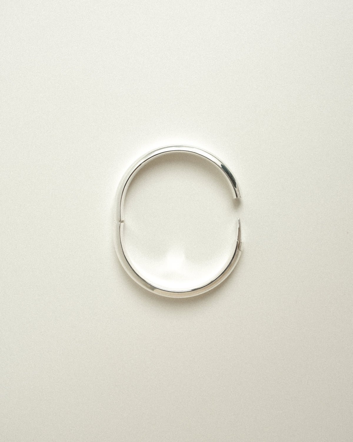 Classic Cigar Barbara Round Bangle