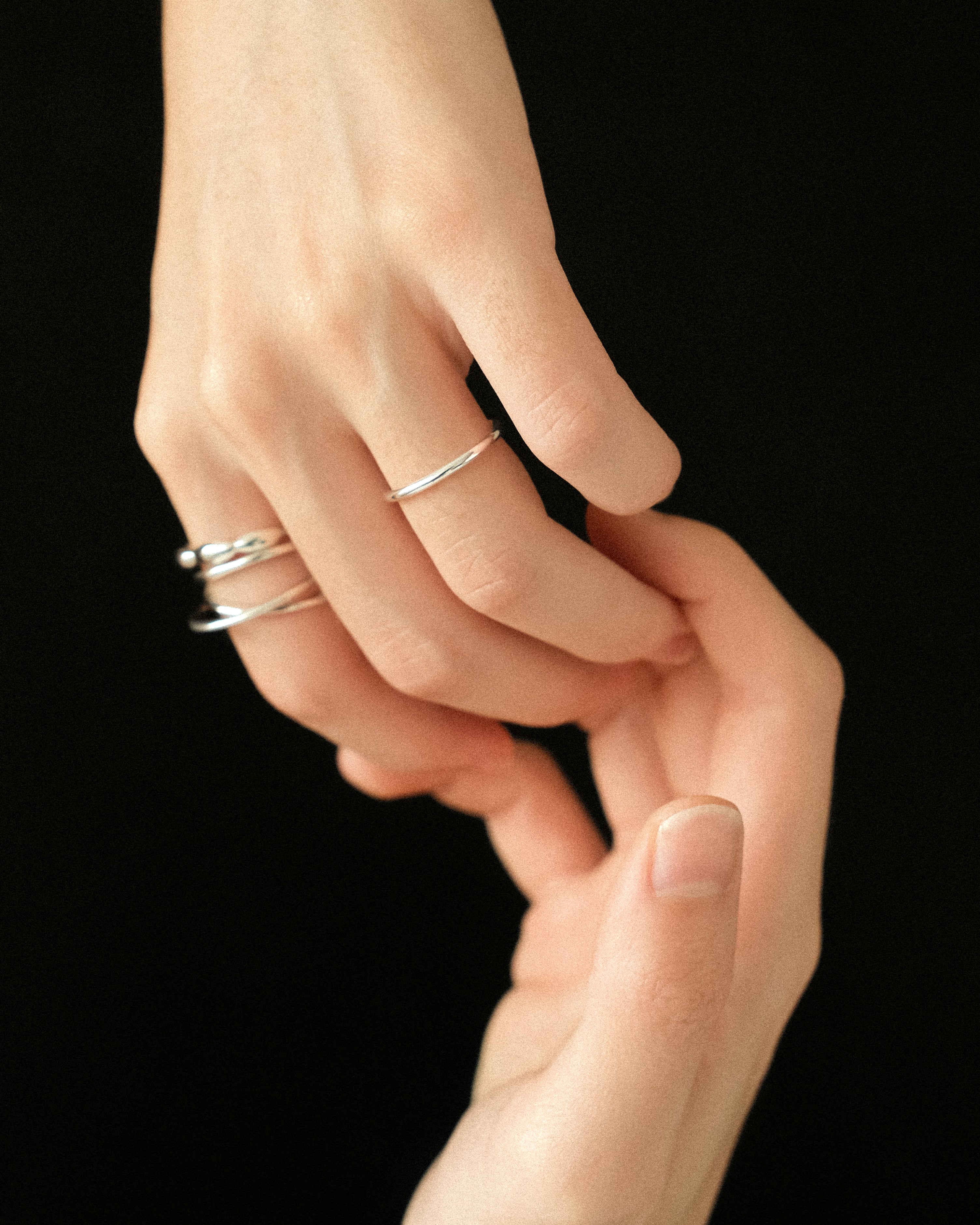Goma Thin Band Ring