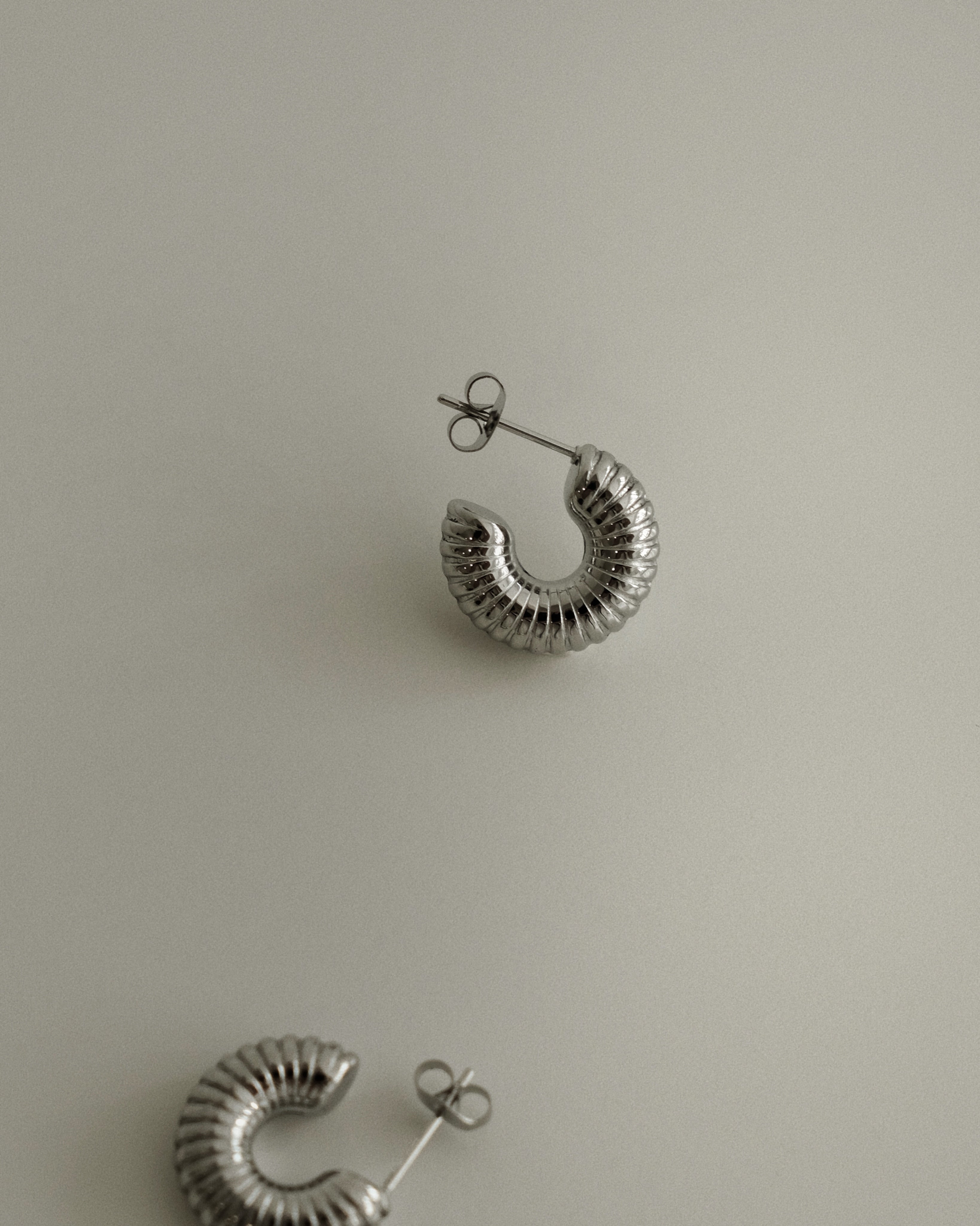 Coletta Mini Macaroni Hoop Earrings