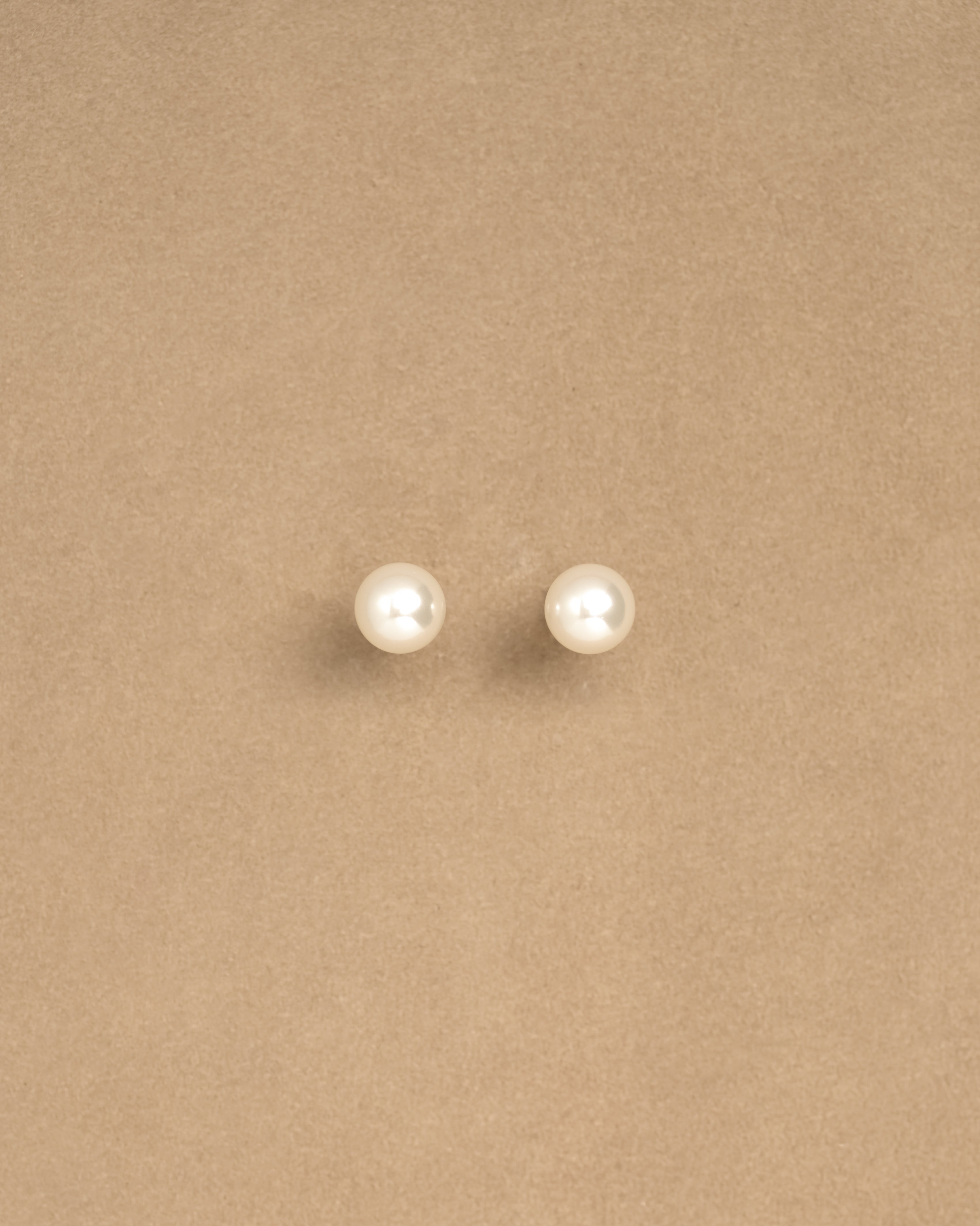 Nami Pearl Stud Earrings