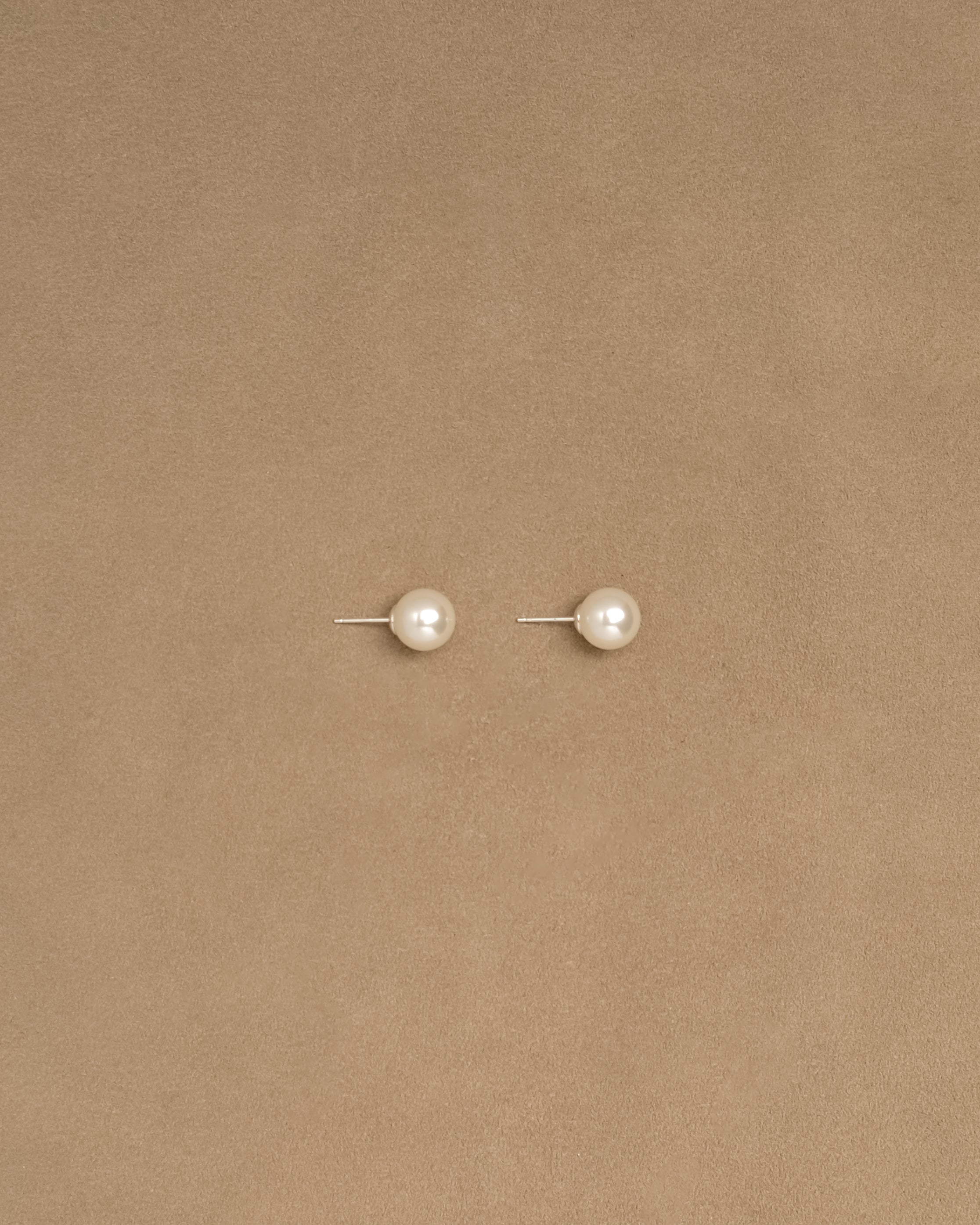 Nami Pearl Stud Earrings