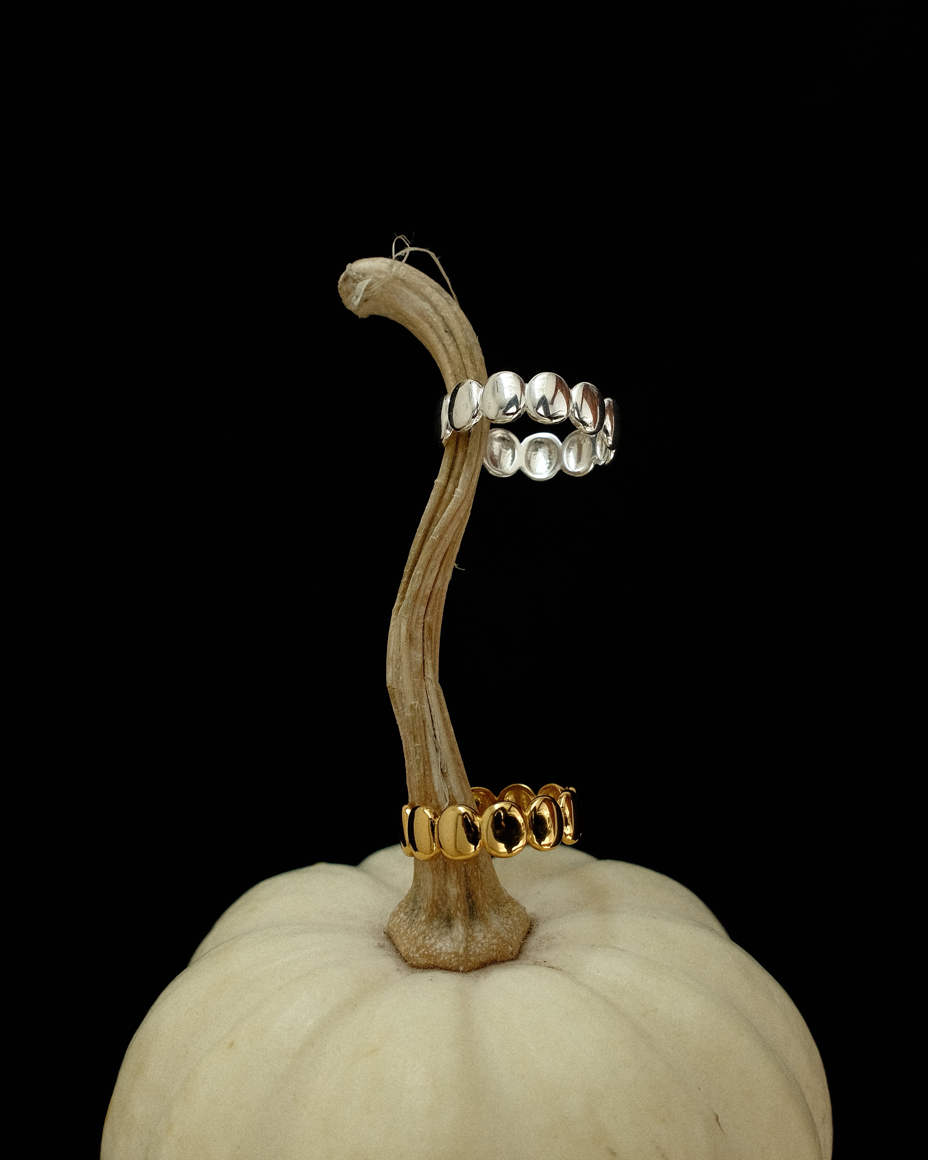 Mára Pumpkin Band Ring