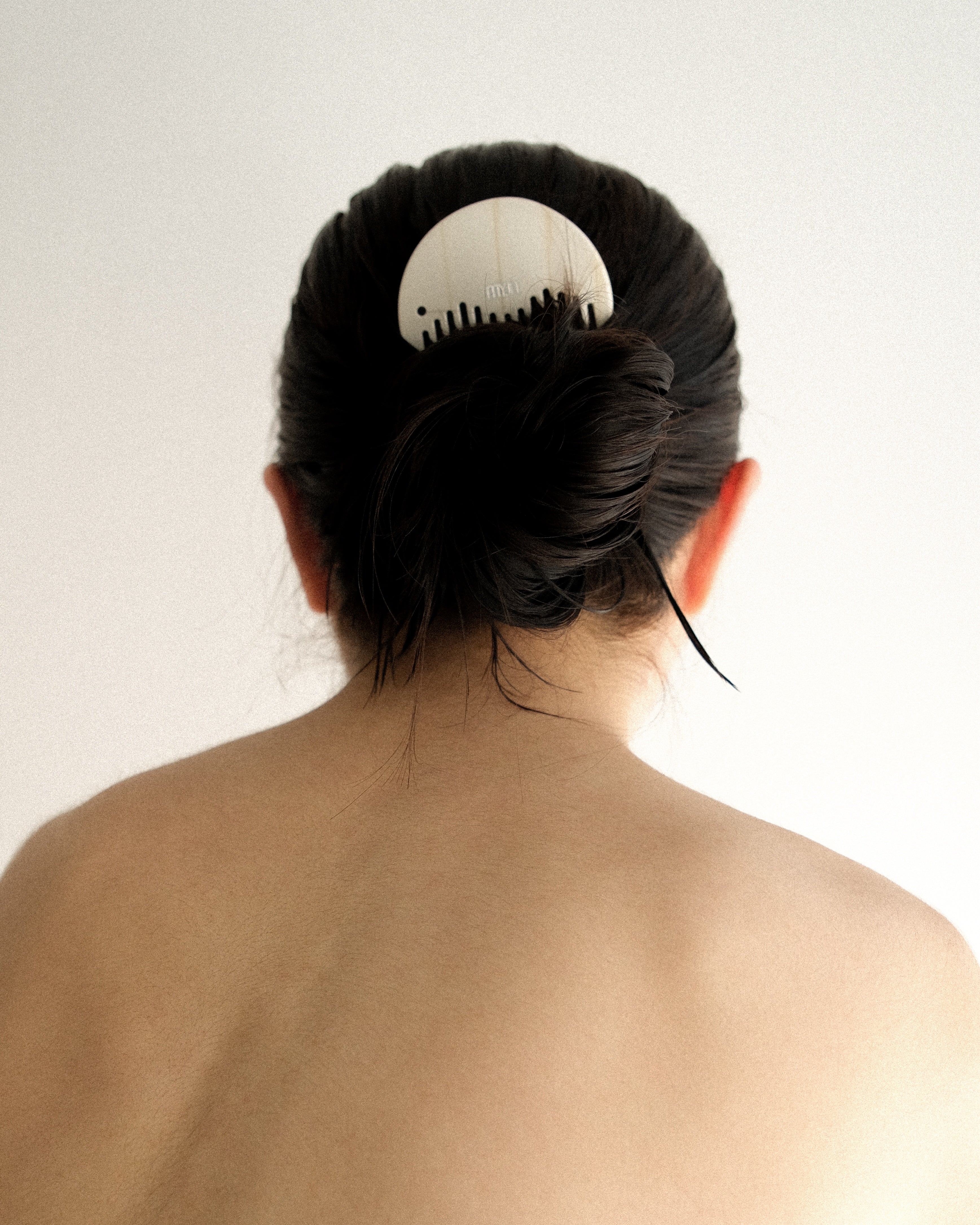 [GIFT] The Zhī Tassel Comb
