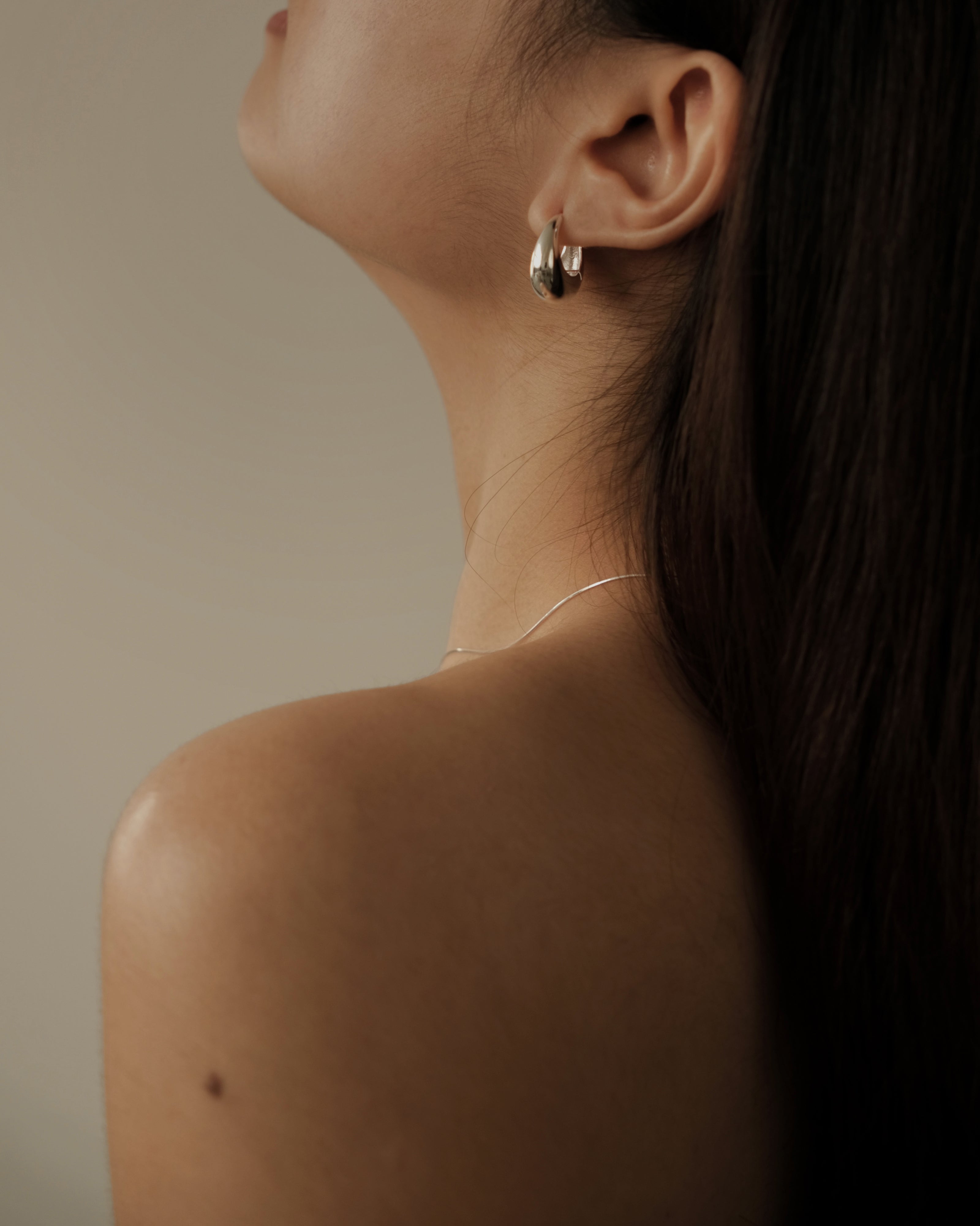 Hansa Oval Dome Hoop Earrings