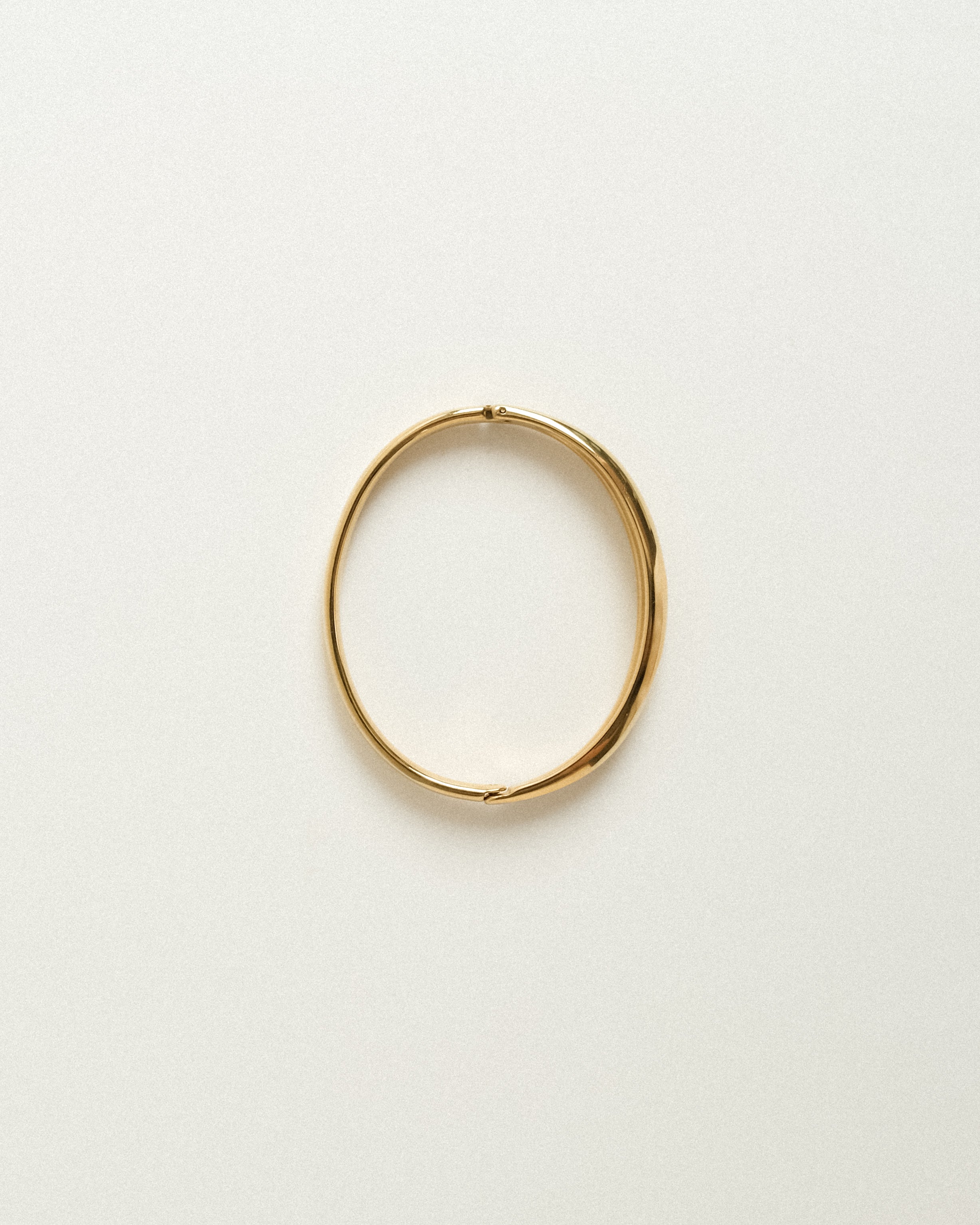Elda Oval Bangle