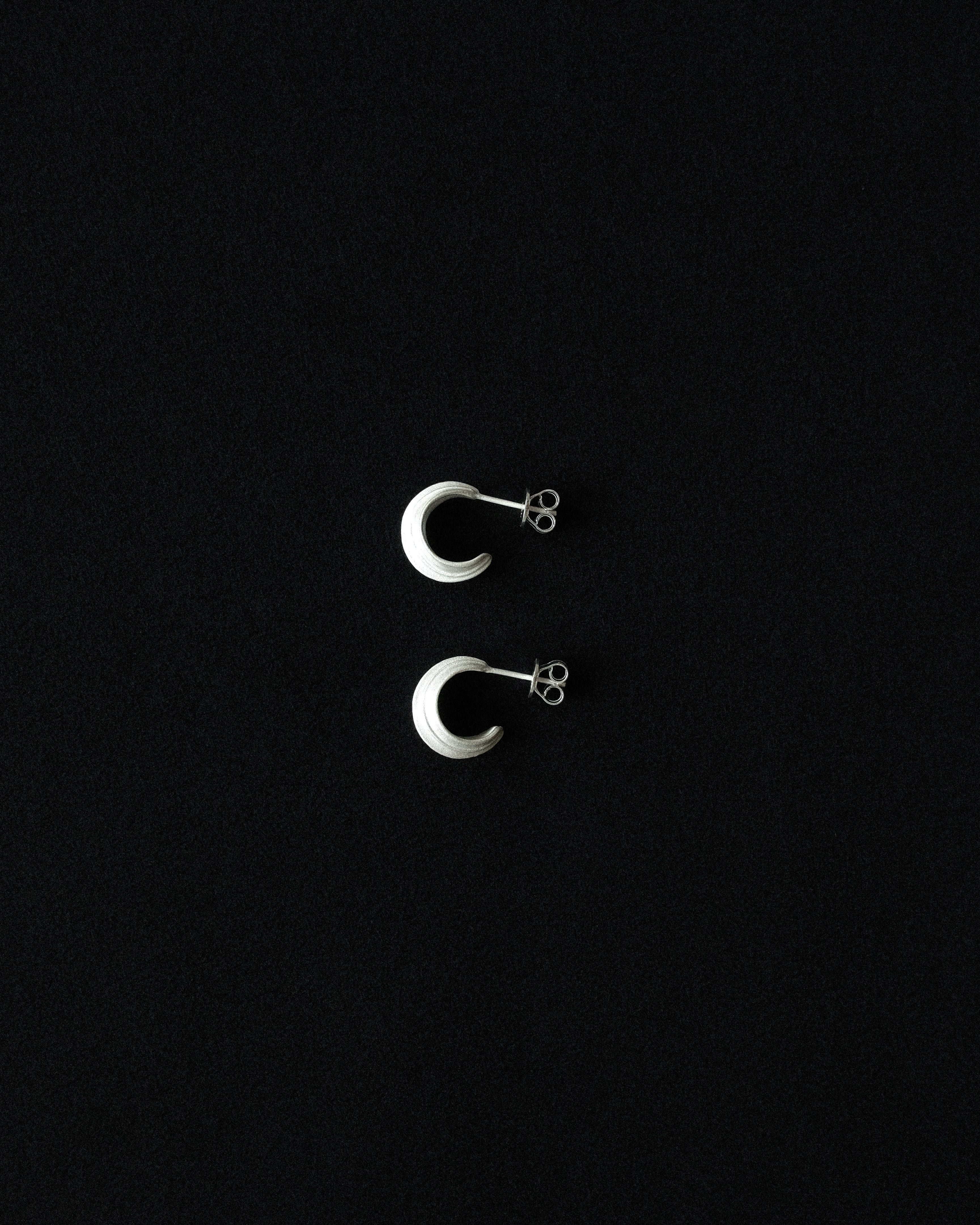 Kotara Irregular Hoop Stud Earrings