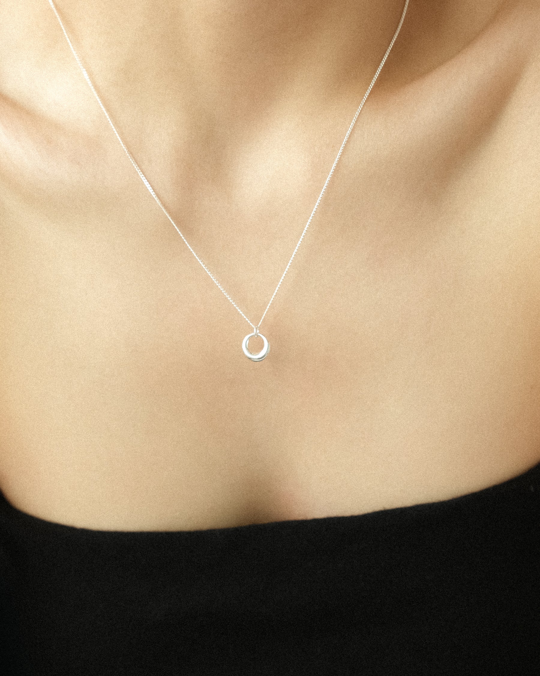 Miró Round Pendant Necklace