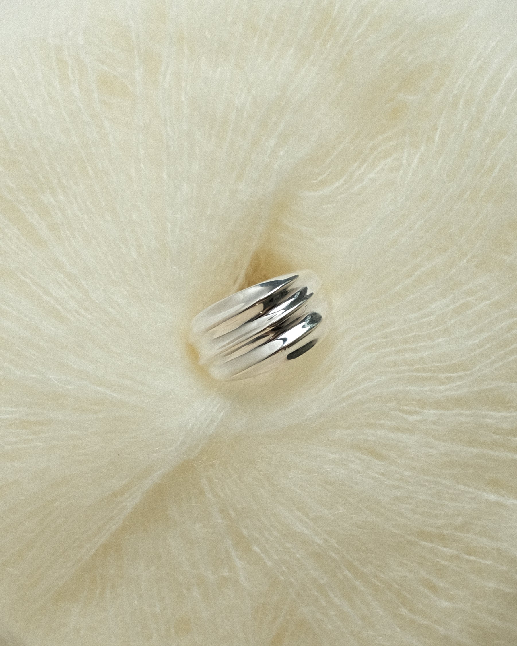 Reka Stratum Bold Ring