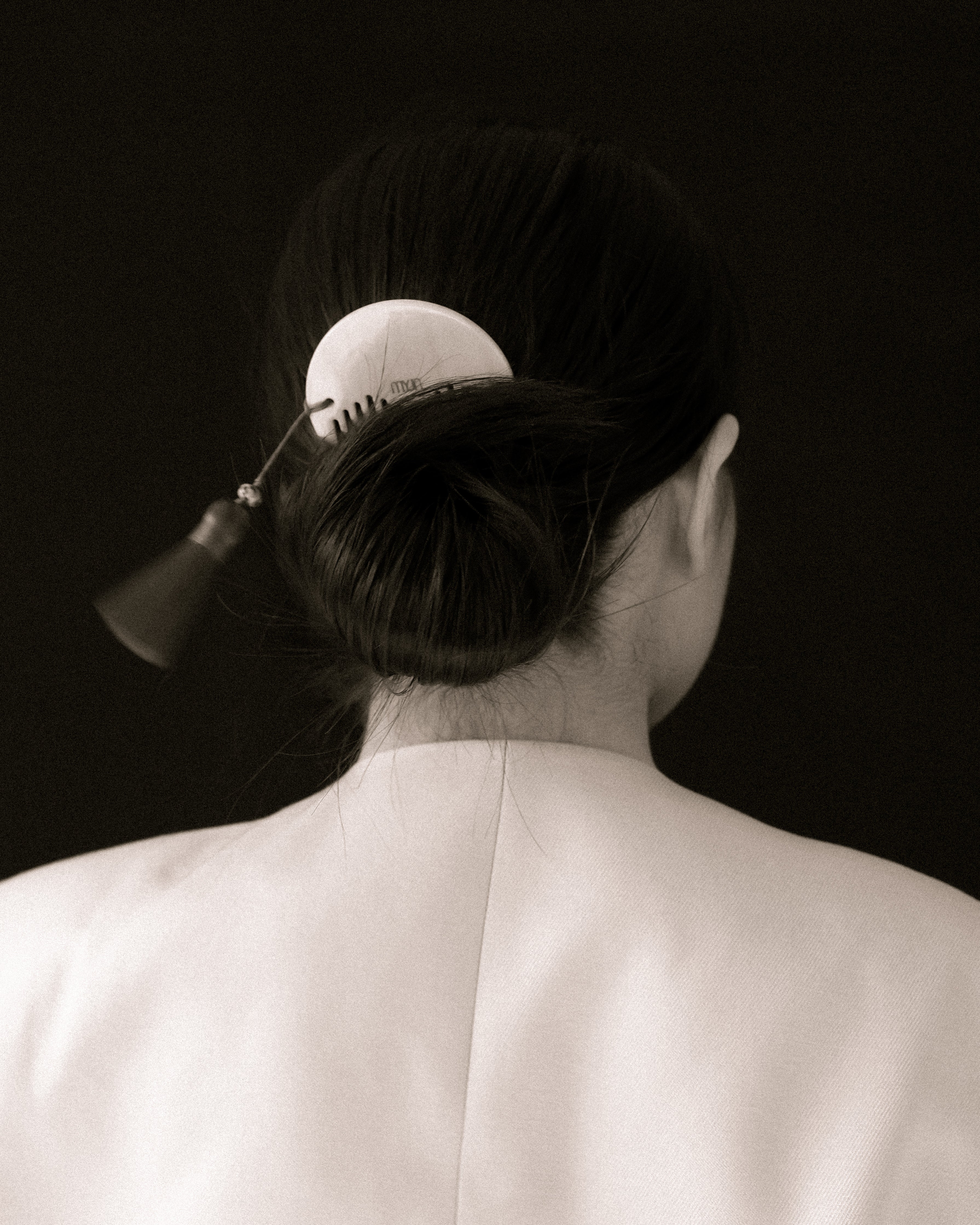 [GIFT] The Zhī Tassel Comb