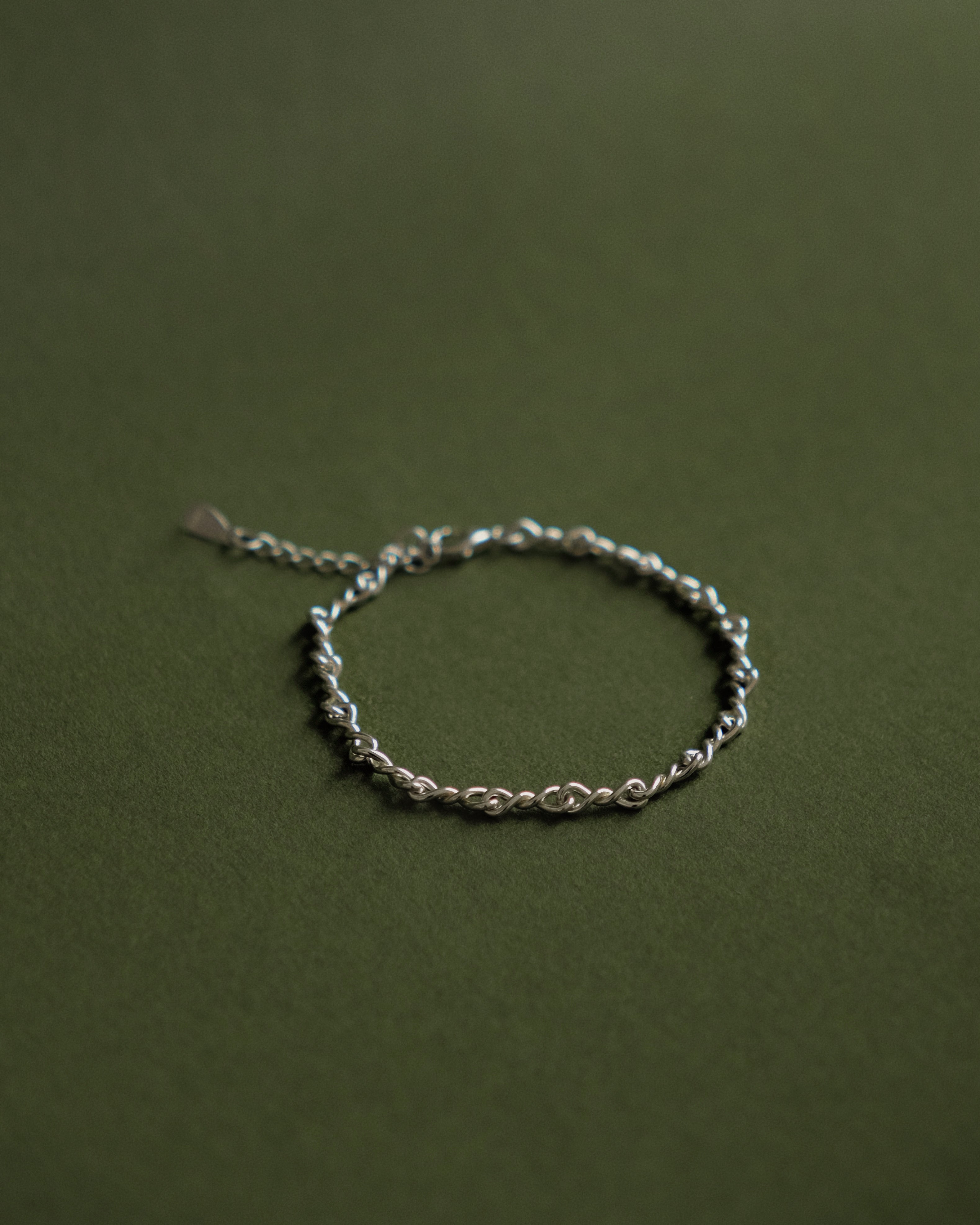 Celia Twisted Chain Link Bracelet