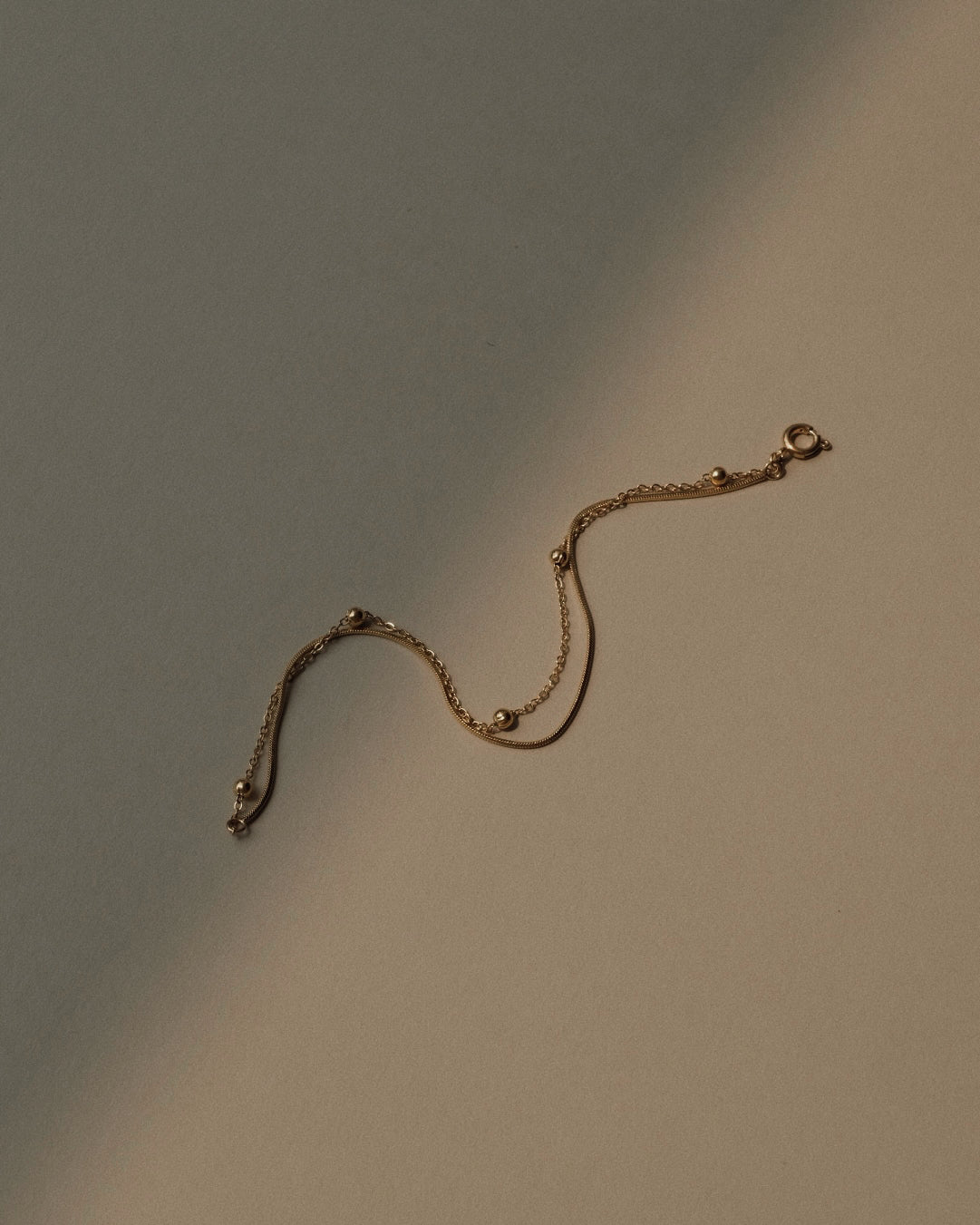 Heli Layered Snake Bobble Chain Bracelet