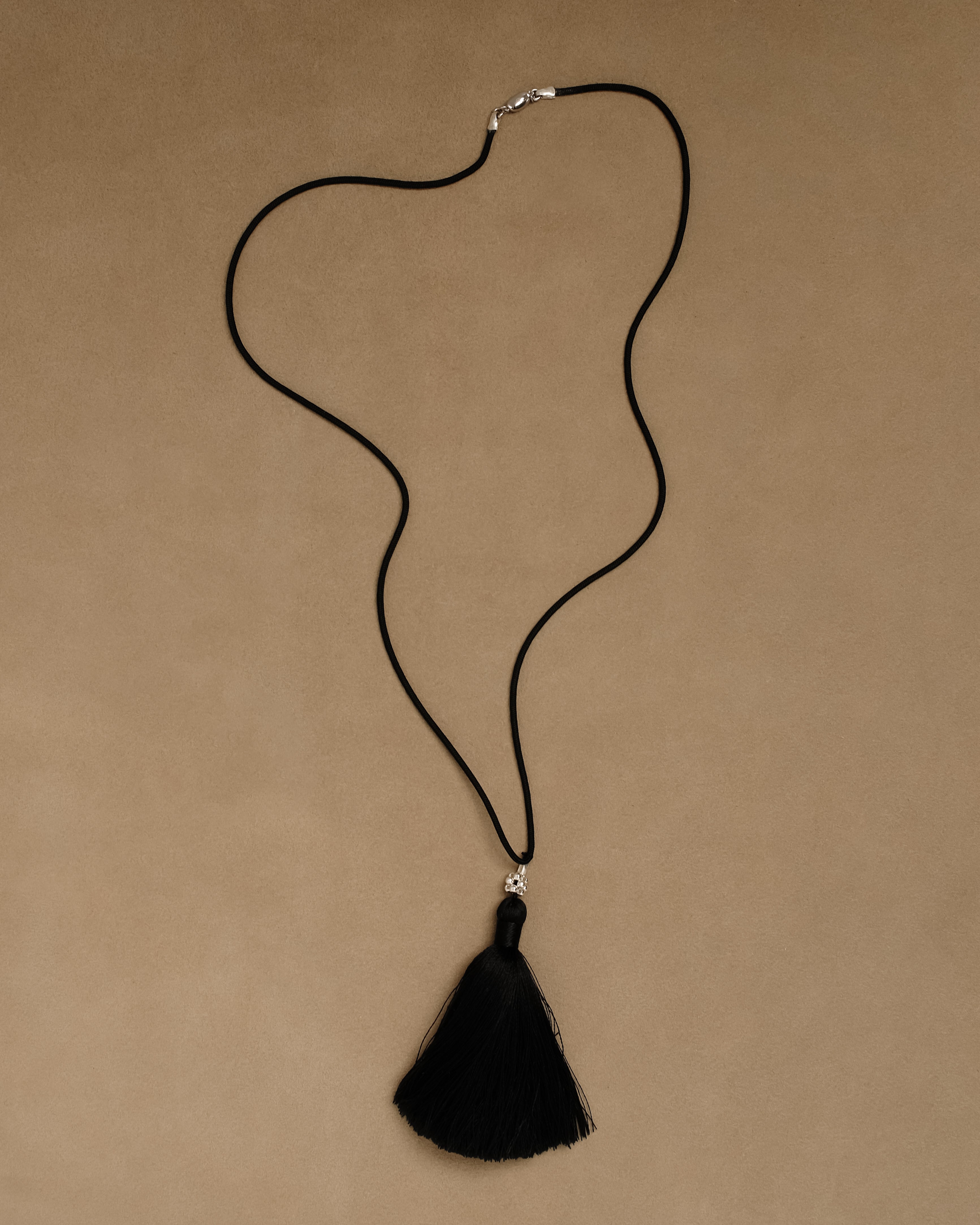 Silver Grape Ball Silk Tassel Necklace In Black