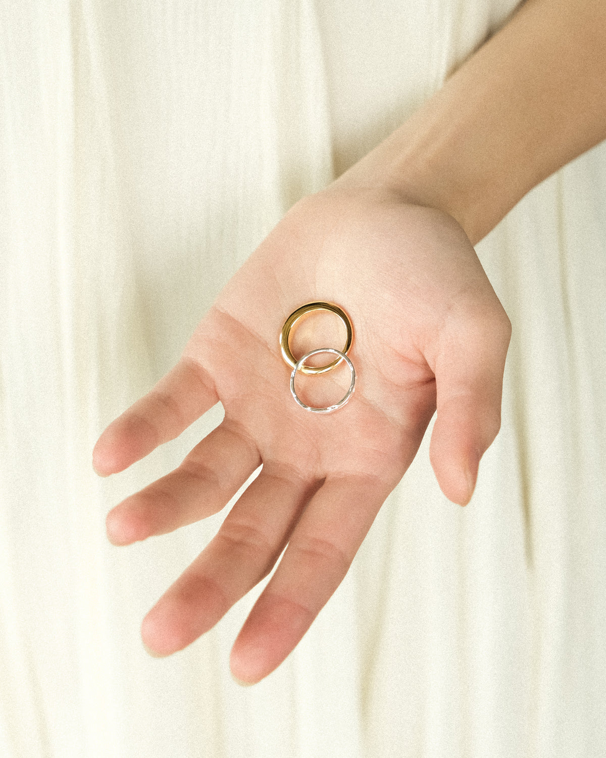 Sachi Hammered Band Ring
