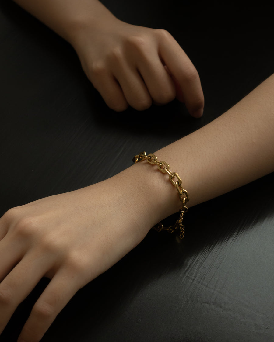 Freya Bold Chain Link Bracelet