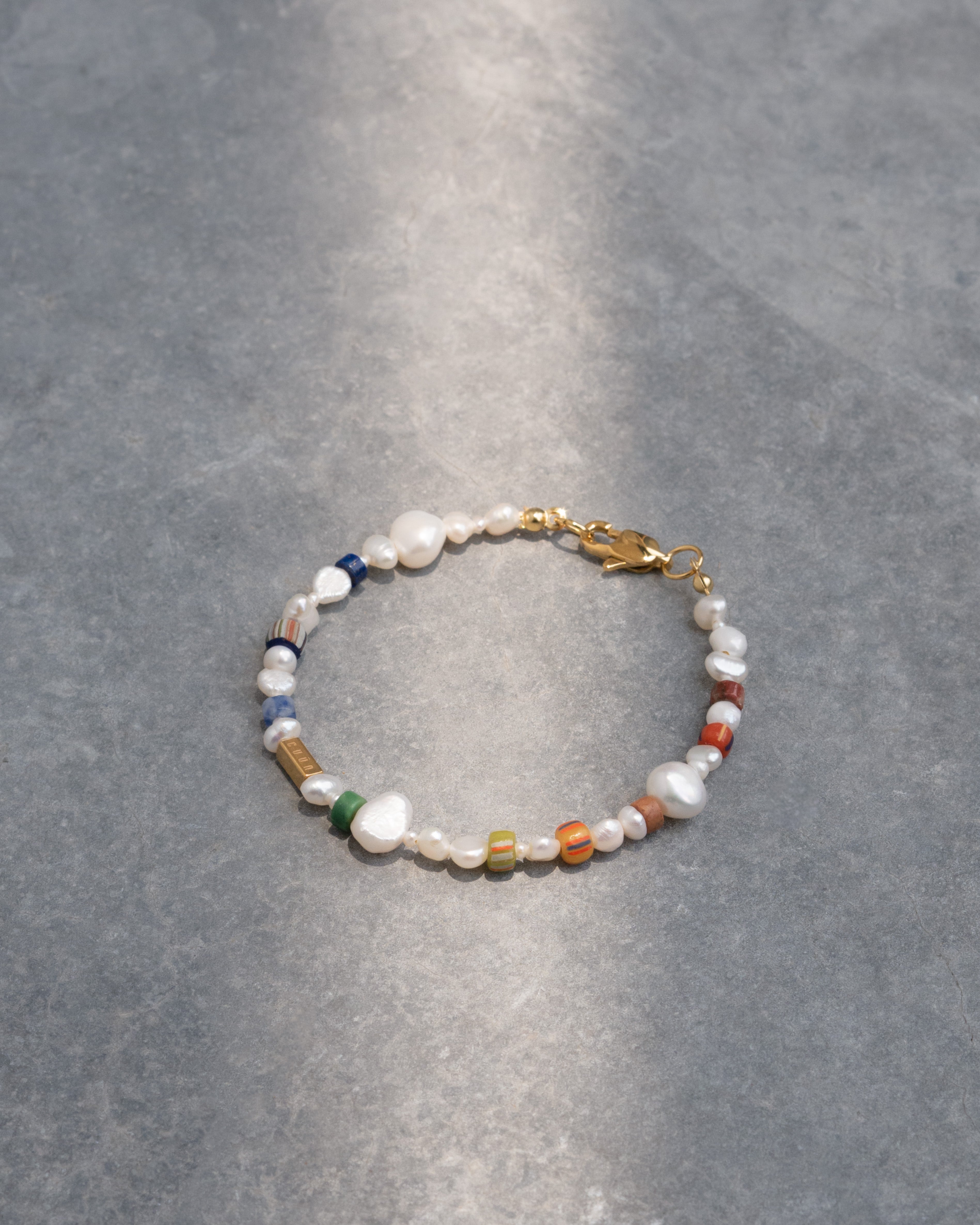 Iro Multicolor Mix Beaded Pearl Bracelet