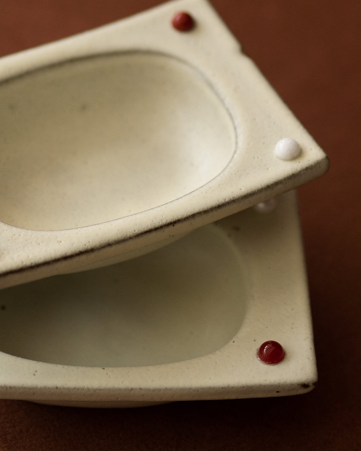 001 Kamenozoki Tray
