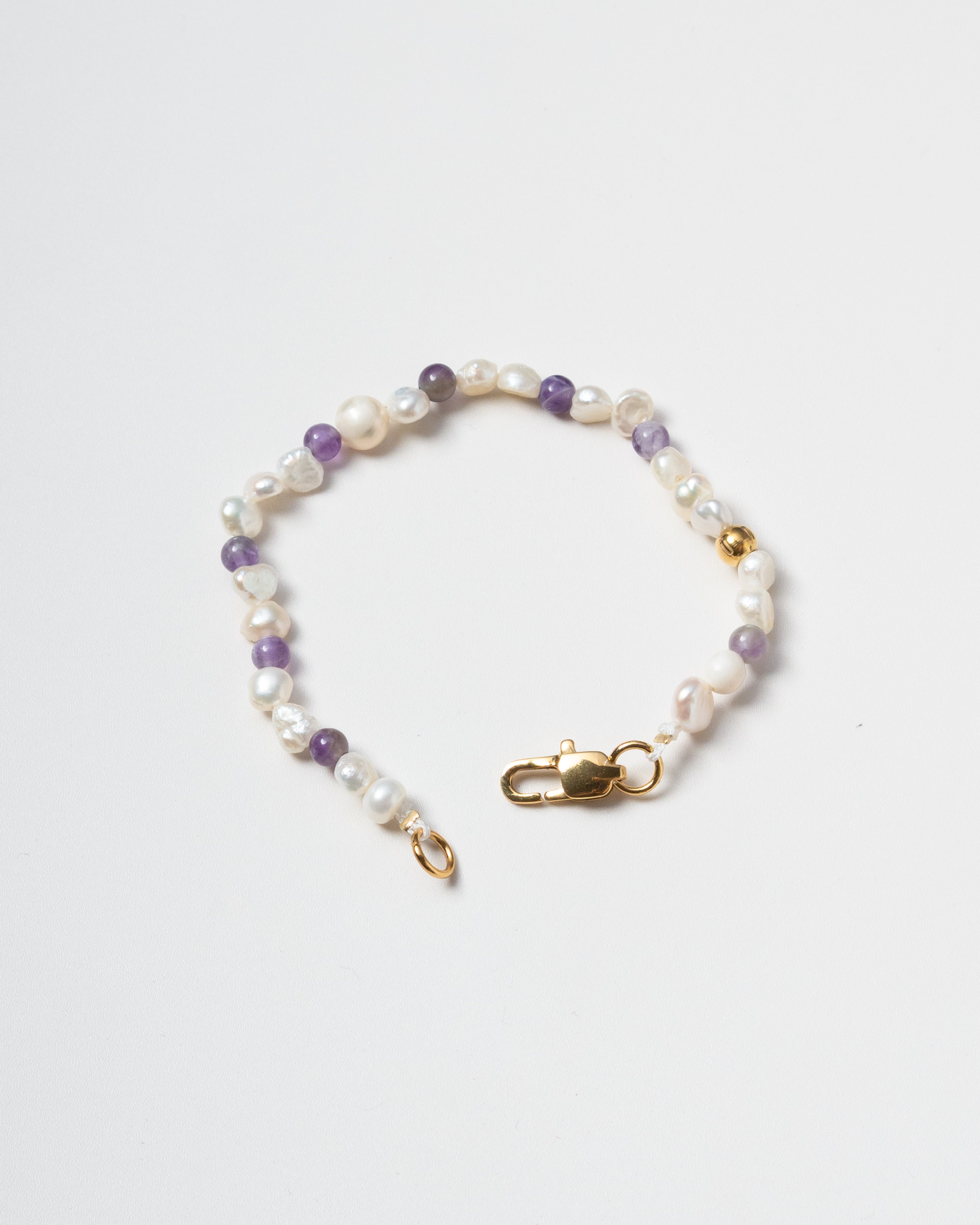 Viore Amethyst Beaded Pearl Bracelet