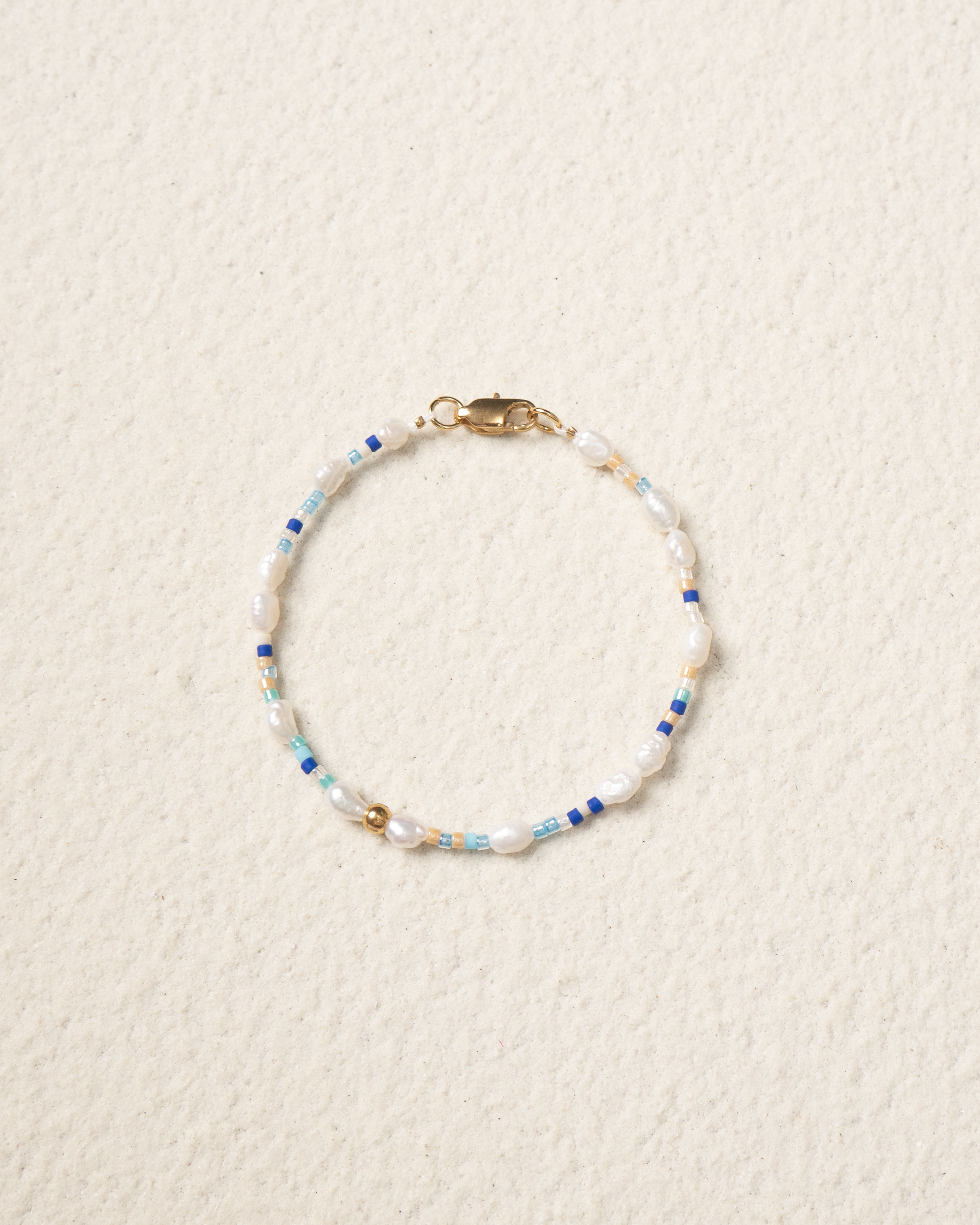 Isla Petite Multicolor Pearl Bracelet