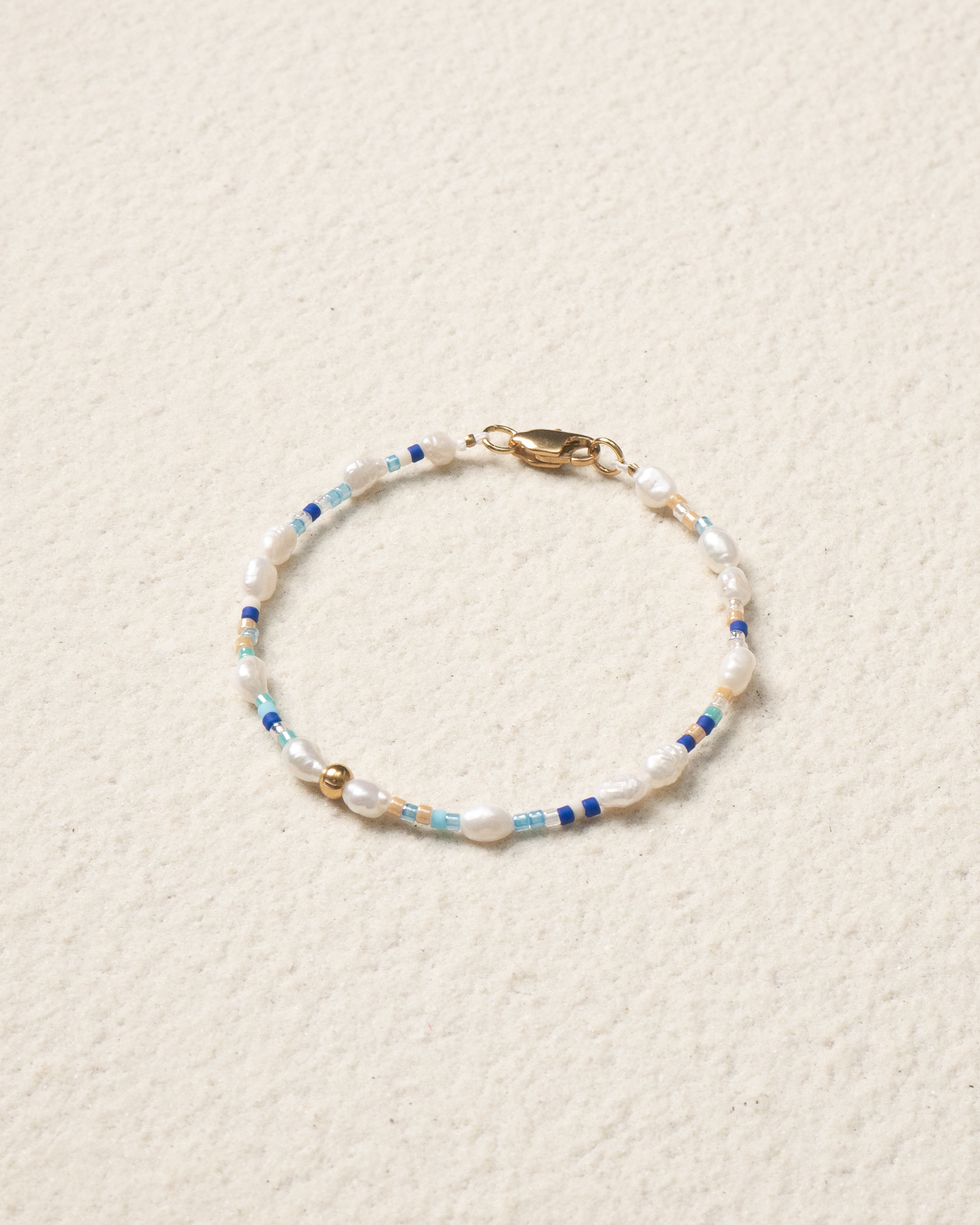 Isla Petite Multicolor Pearl Bracelet