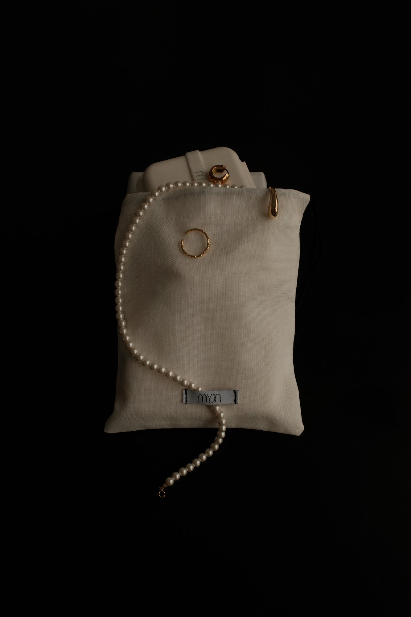 The Limited Edition Cotton Linen Pouch