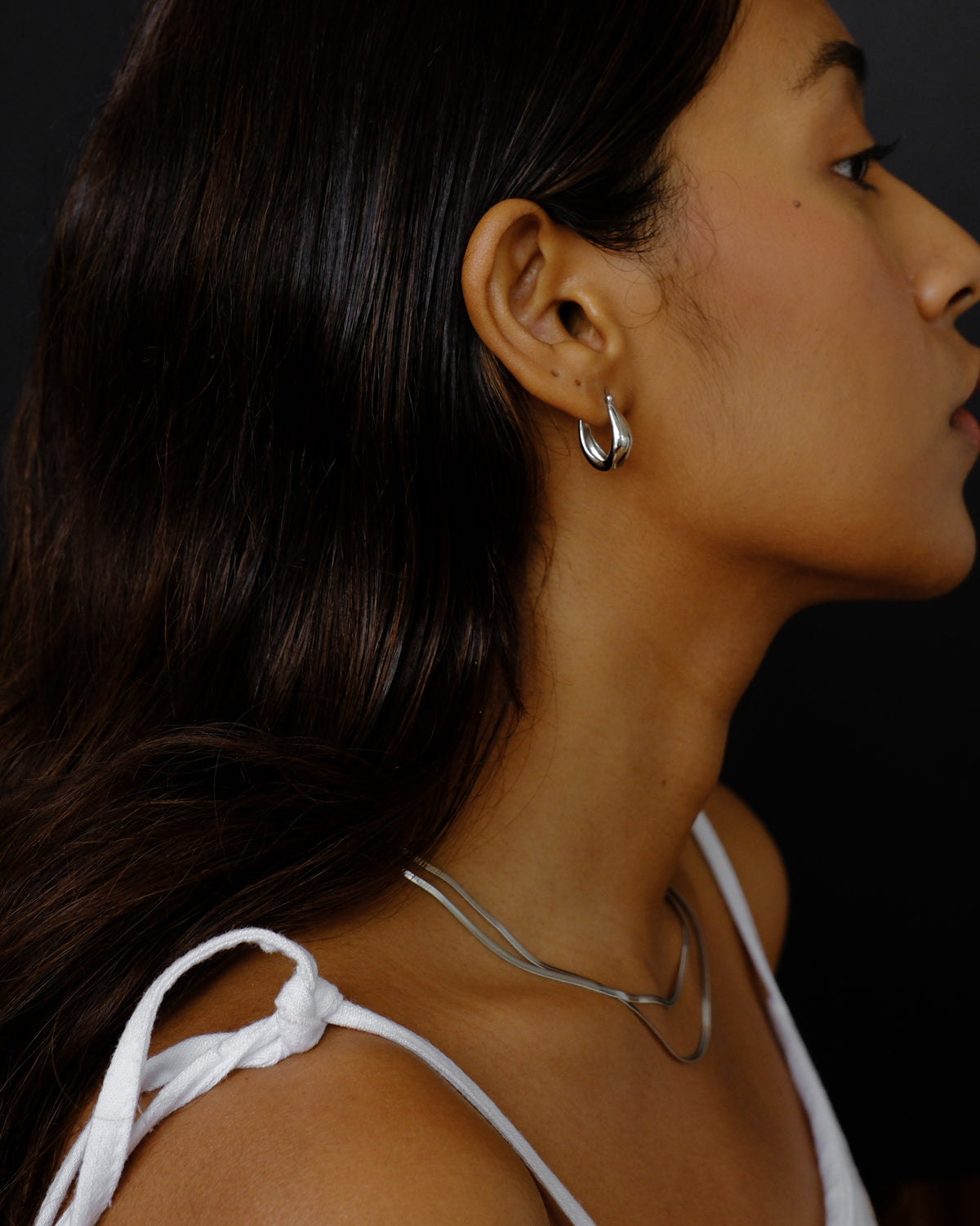Herra Mini Curved Hoop Earrings