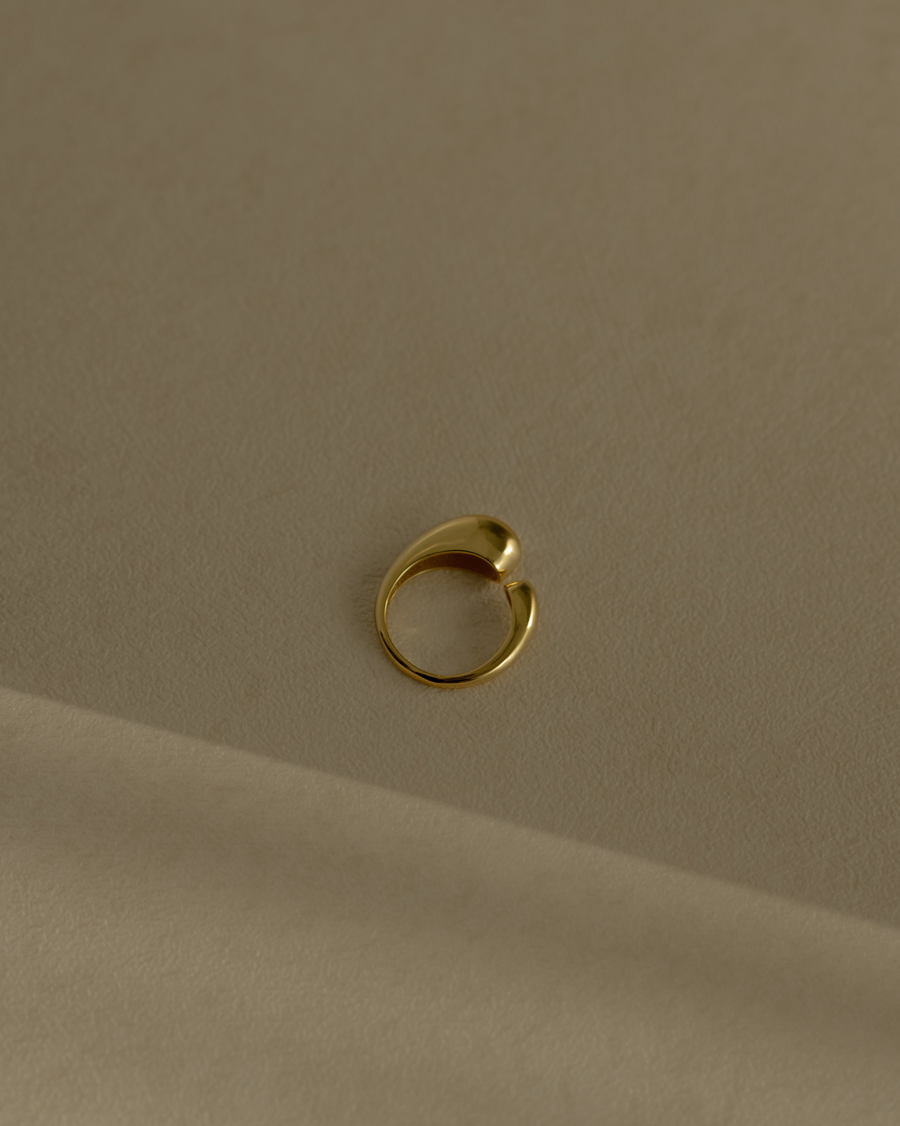 Oona Droplet Bypass Ring