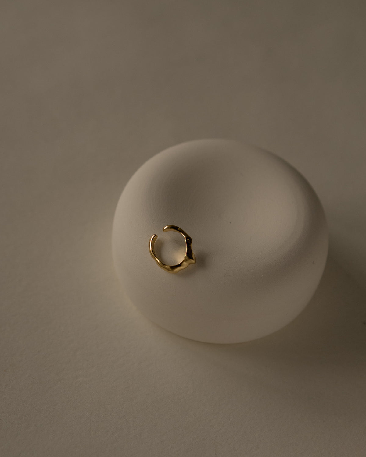 Caia Edge Ear Cuff