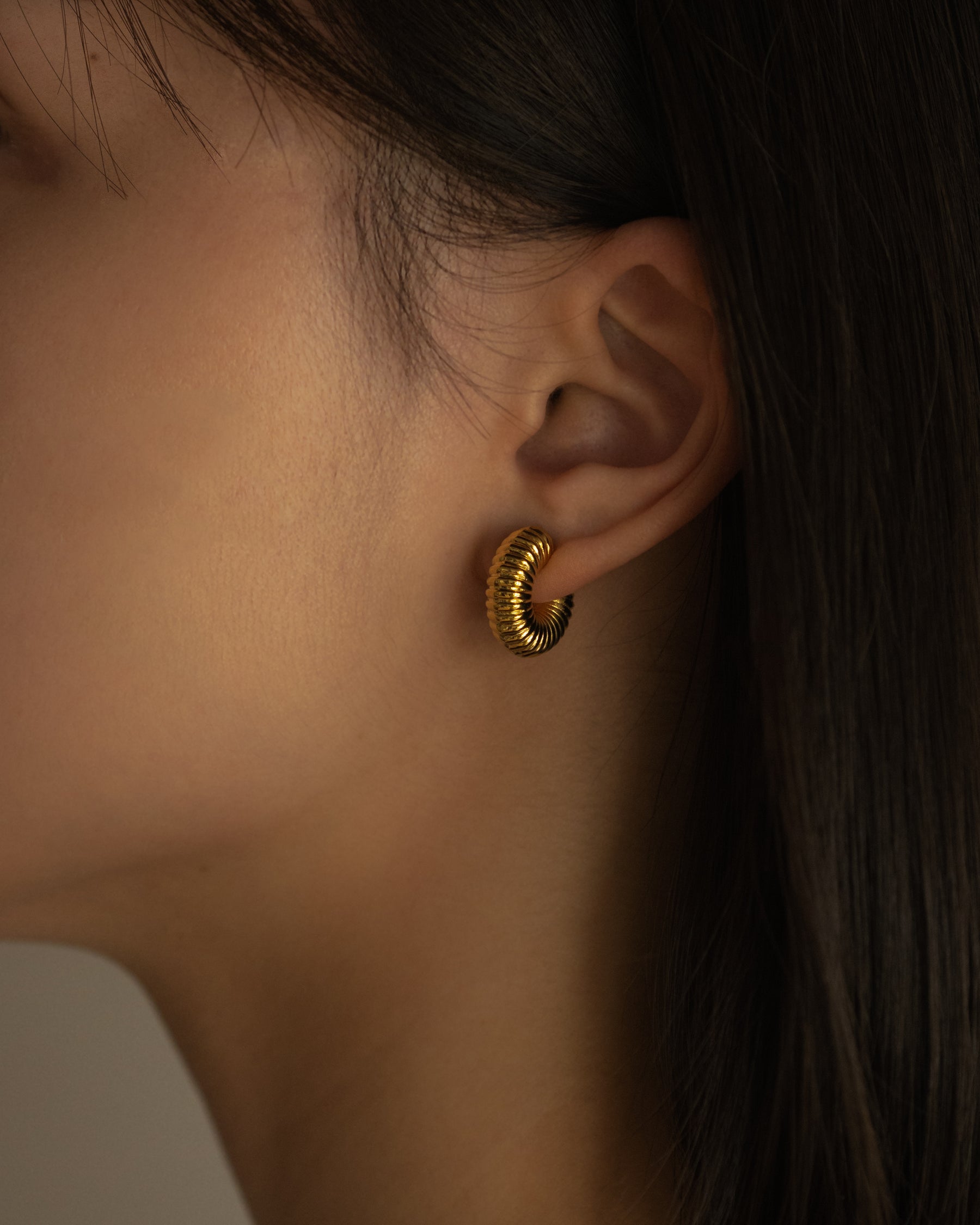 Coletta Mini Macaroni Hoop Earrings