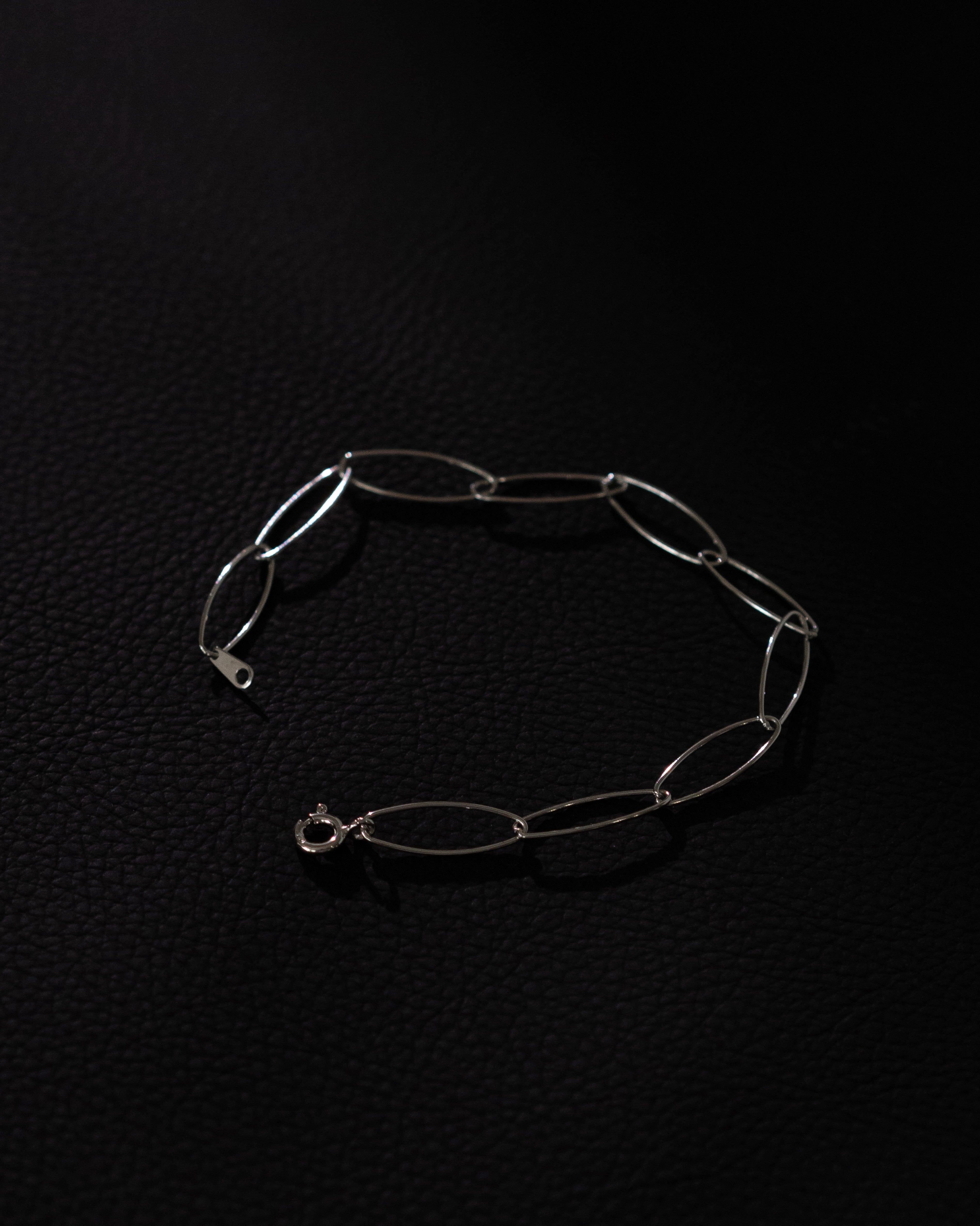 Anda Oval Chain Link Bracelet