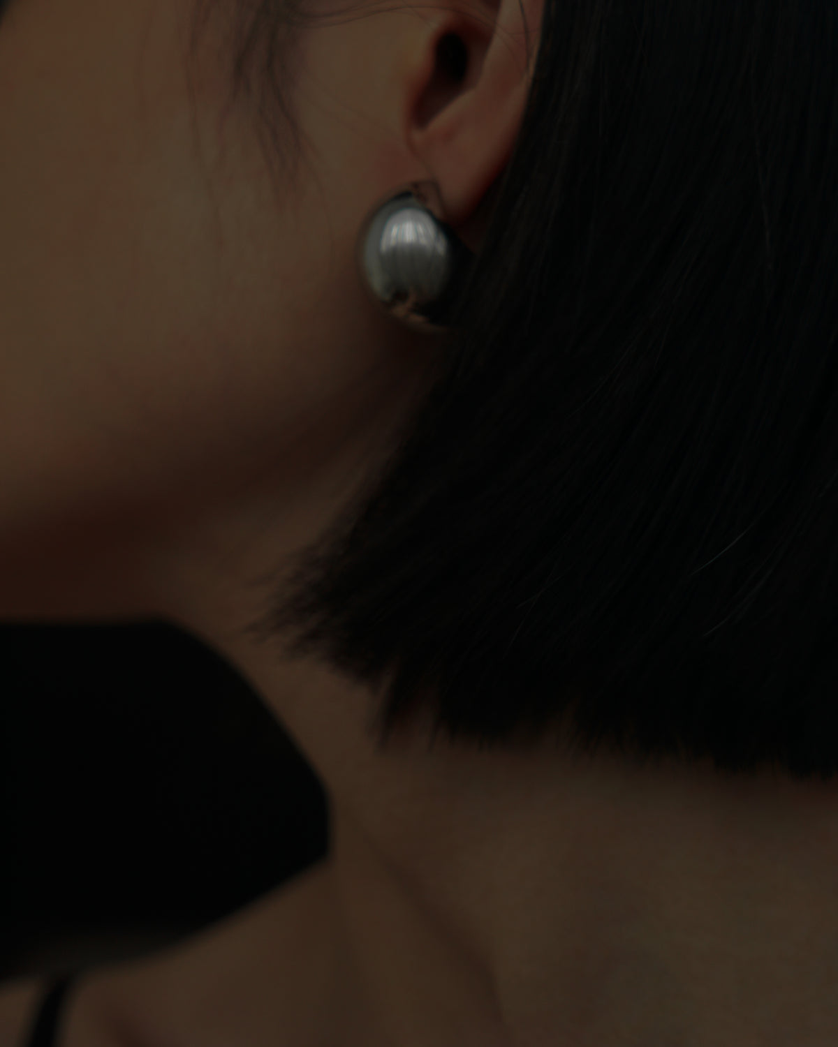 Ida Bold Dome Stud Earrings