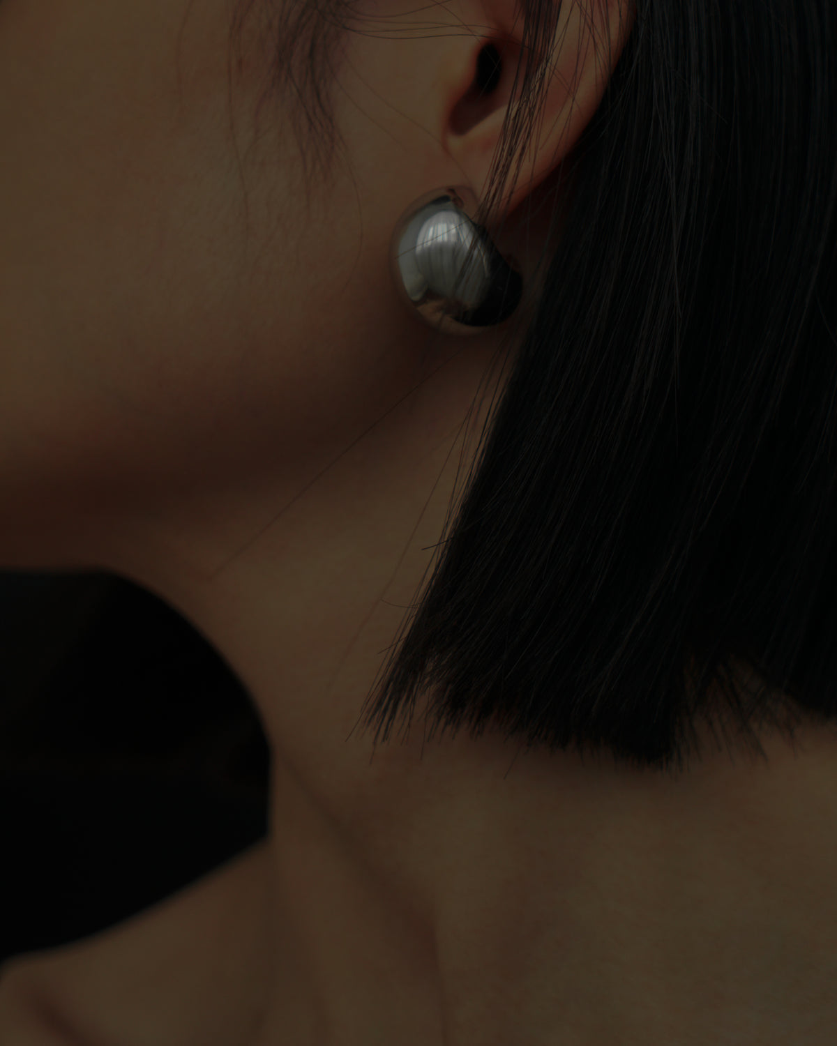 Ida Bold Dome Stud Earrings