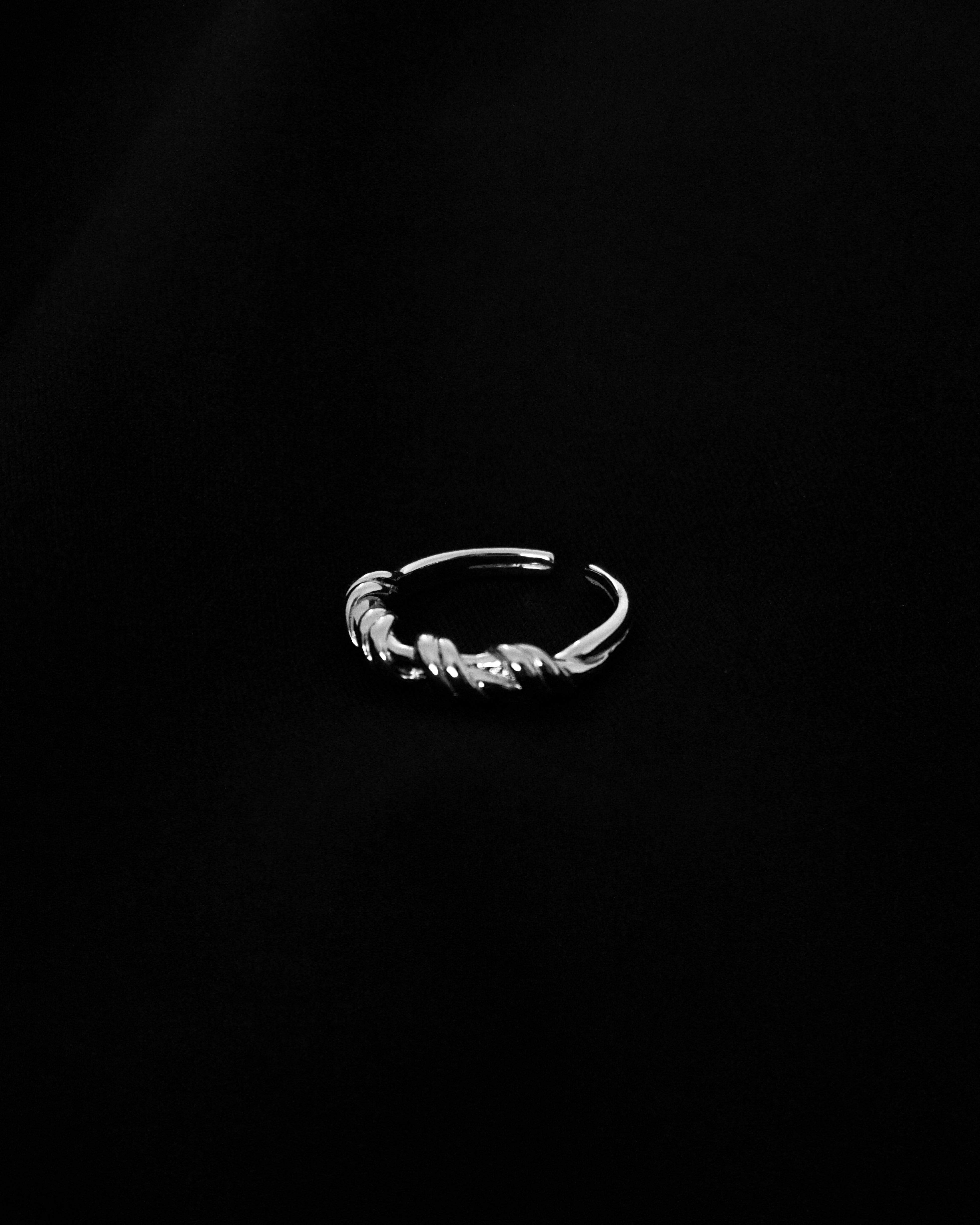 MYJN Rings Piala Twisted Ring